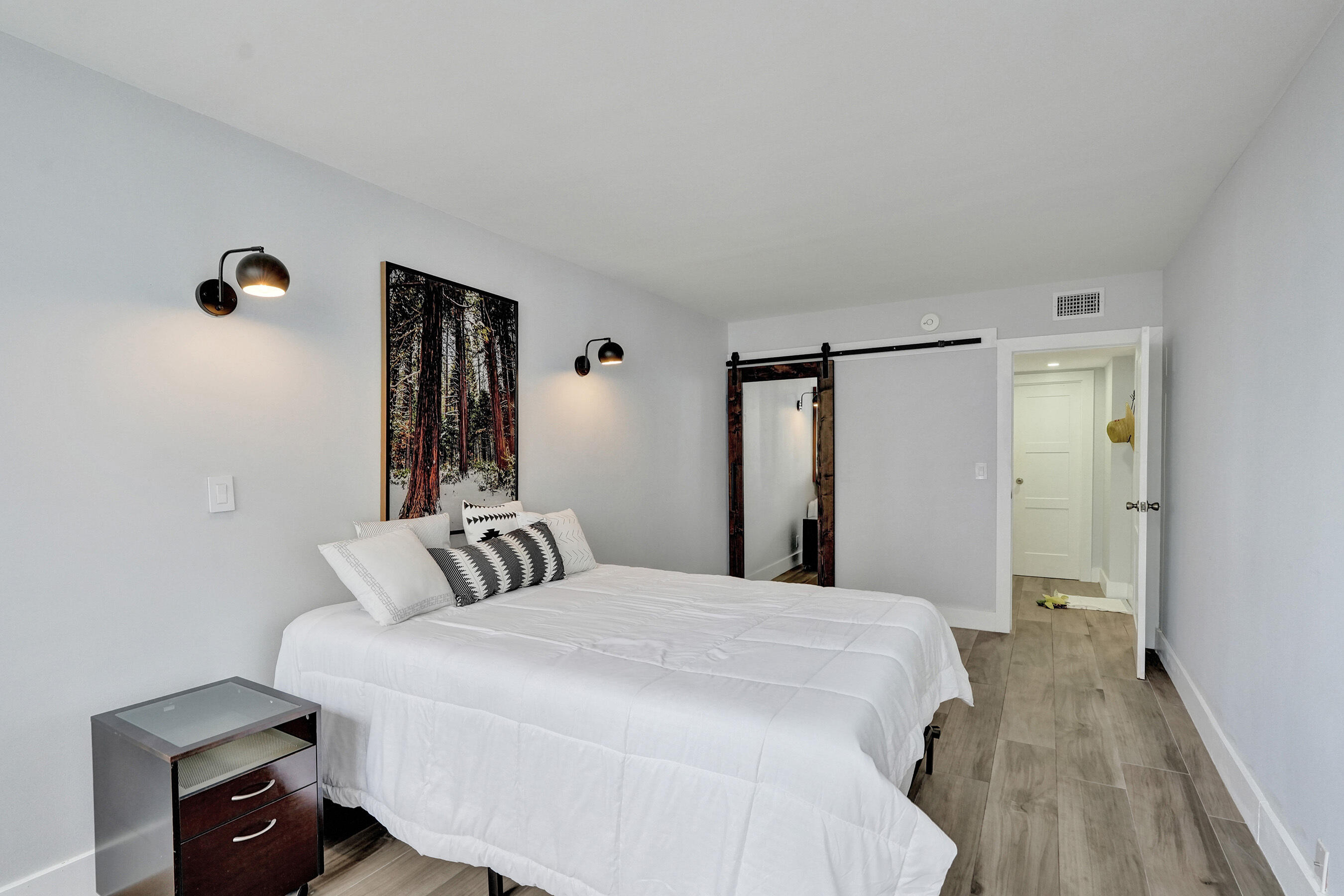 600 Three Iss #615 Hallandale Beach, FL 33009