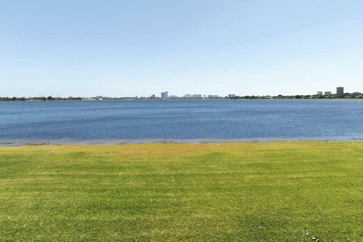 3600 N Shore West Palm Beach, FL 33407