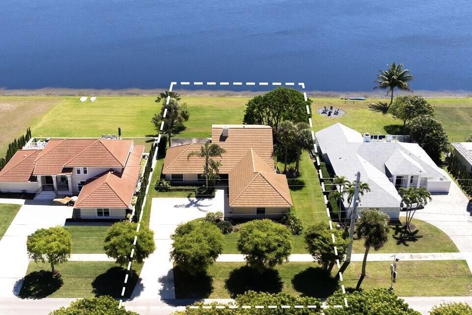 3600 N Shore West Palm Beach, FL 33407