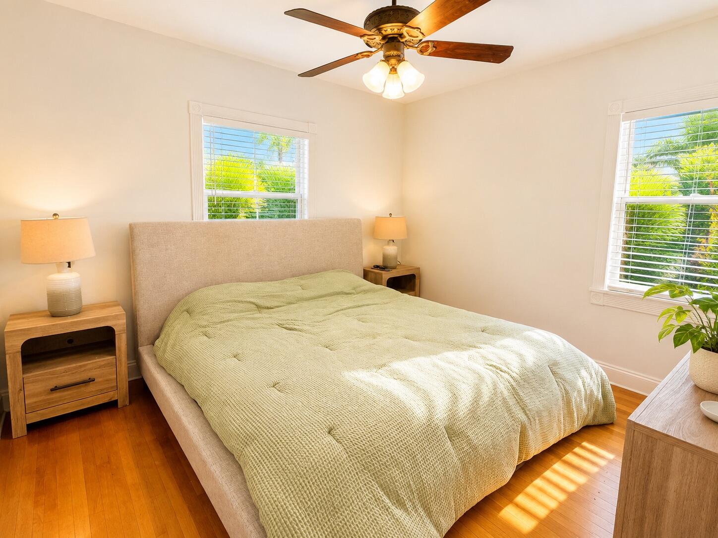 712 SE 11th Fort Lauderdale, FL 33316