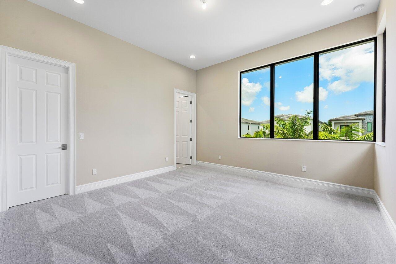 17185 Ludovica Boca Raton, FL 33496