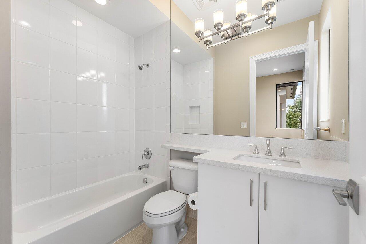 17185 Ludovica Boca Raton, FL 33496