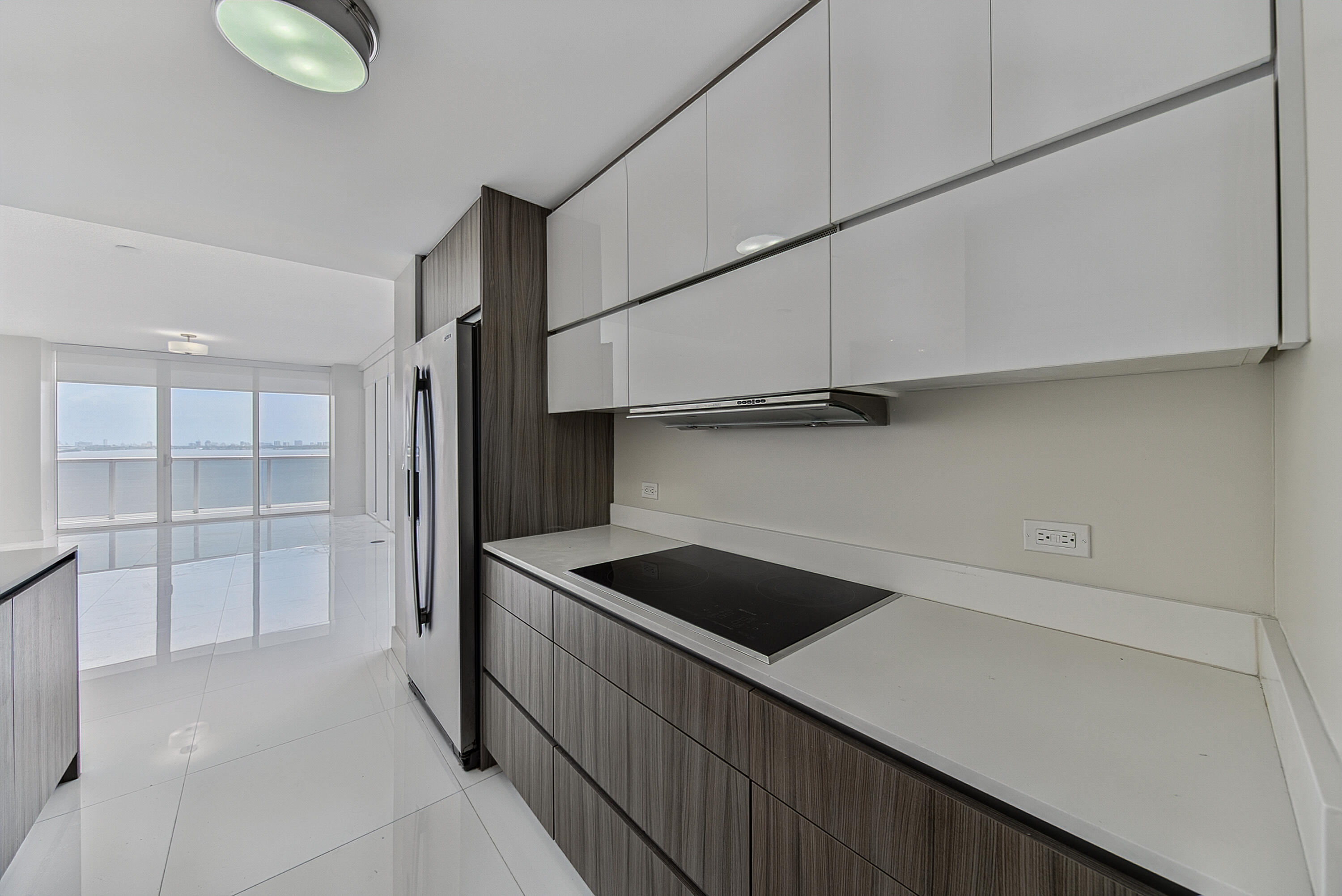 image Bay House13