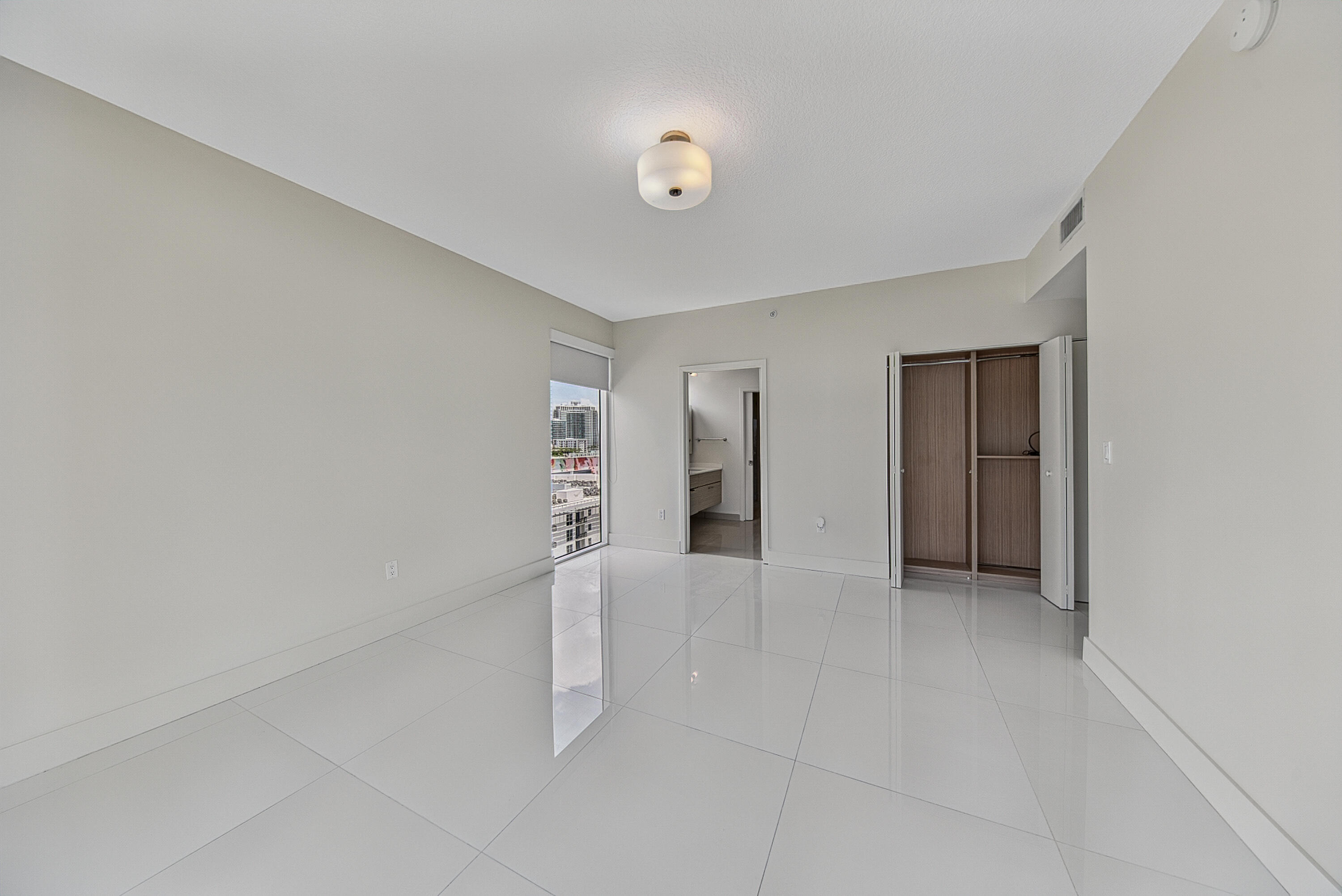 image Bay House23