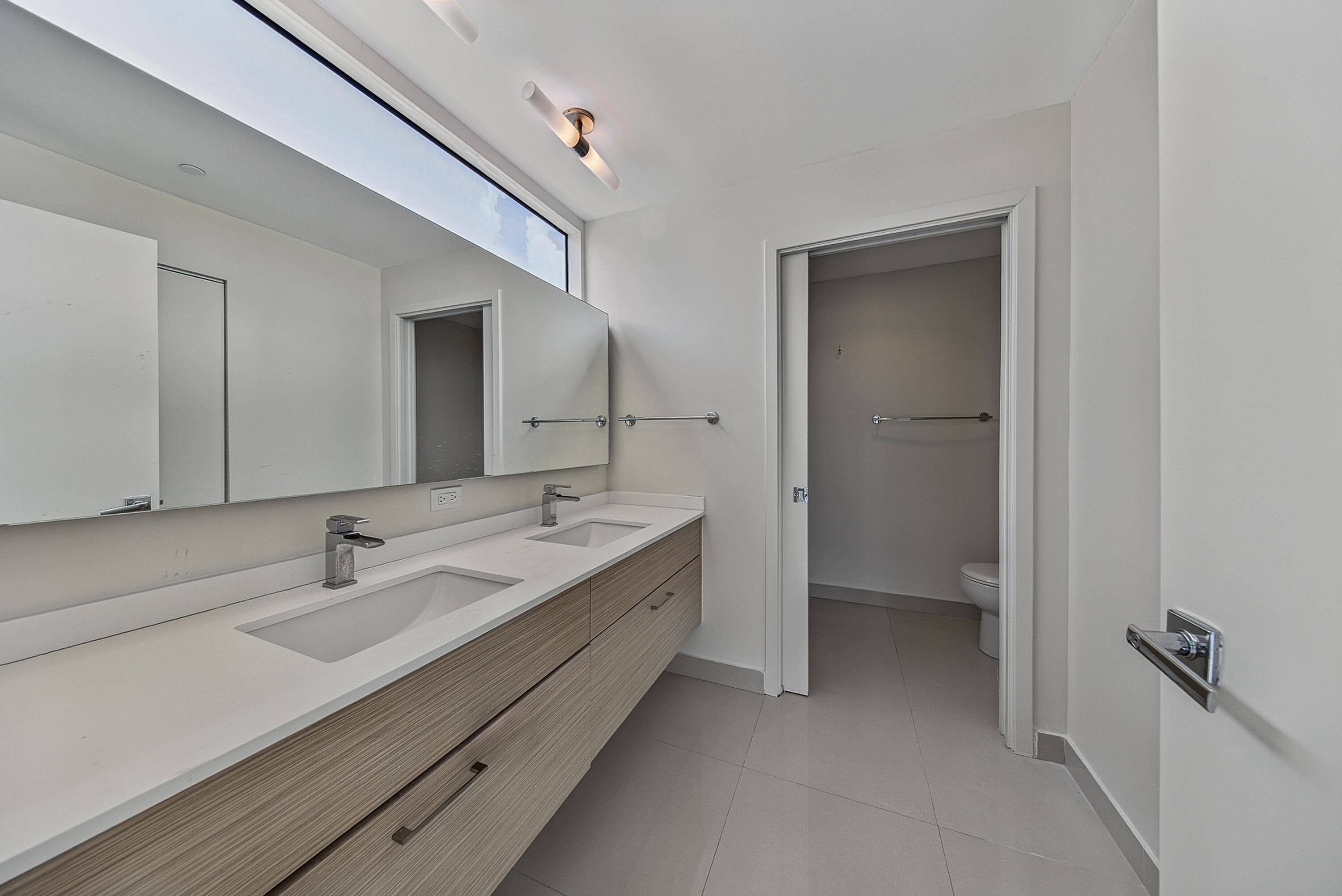image Bay House24