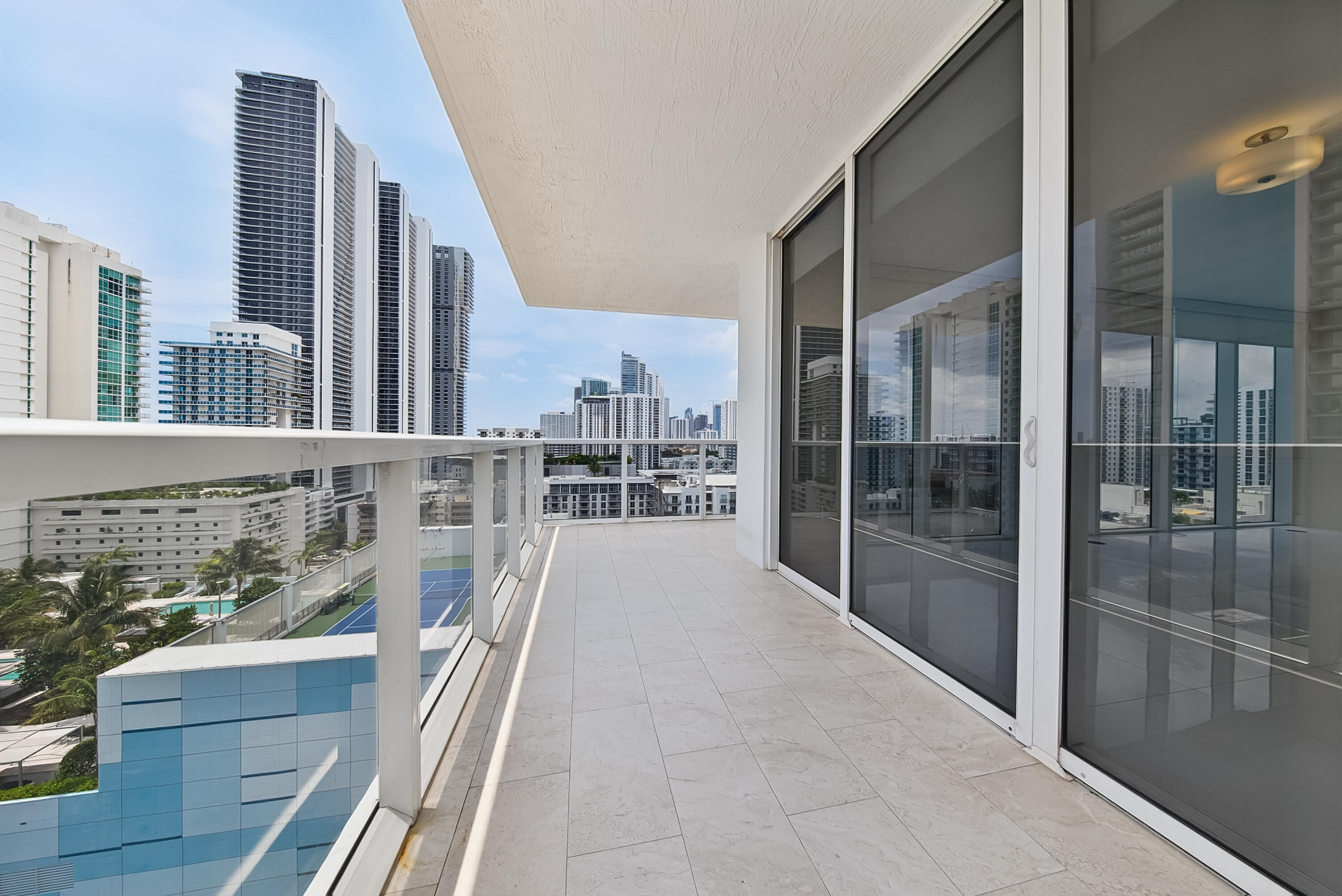 image Bay House38