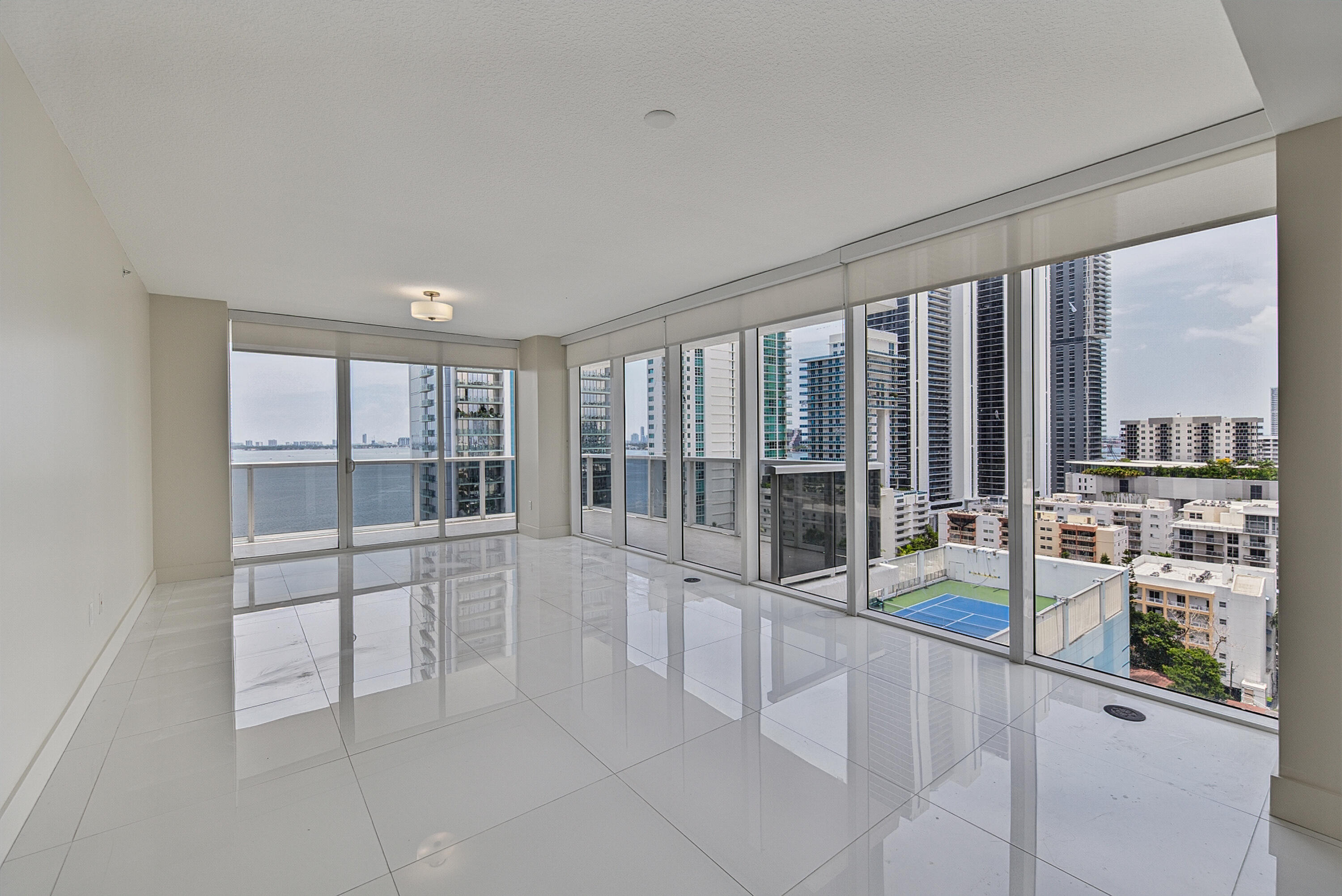 image Bay House4