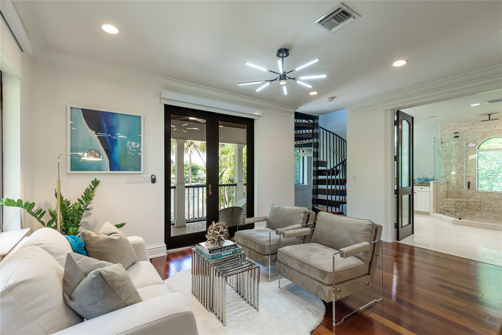2415 Middle Riv Fort Lauderdale, FL 33305