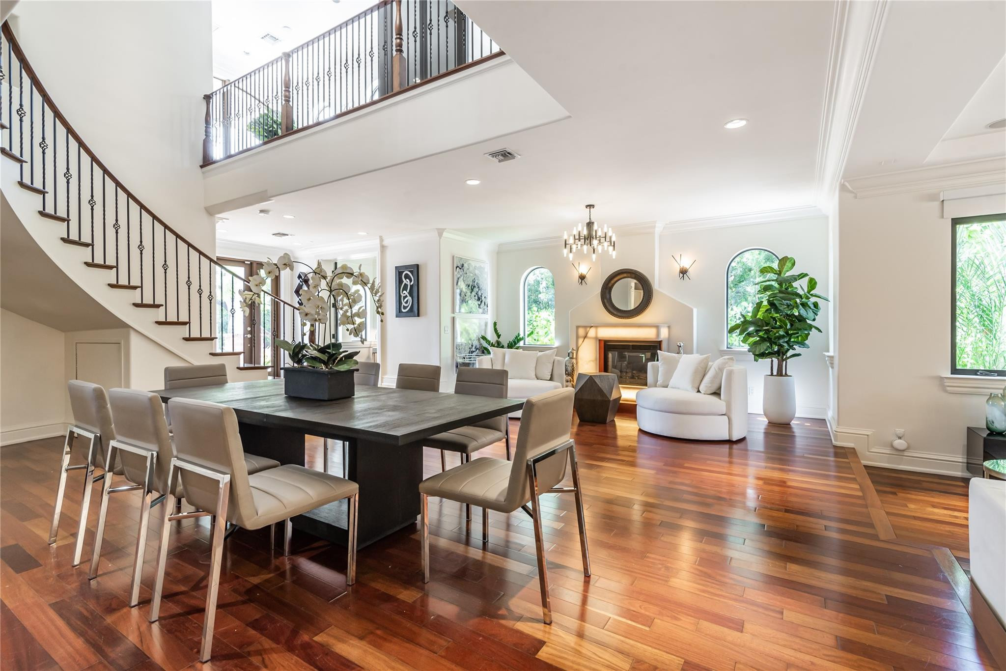 2415 Middle Riv Fort Lauderdale, FL 33305