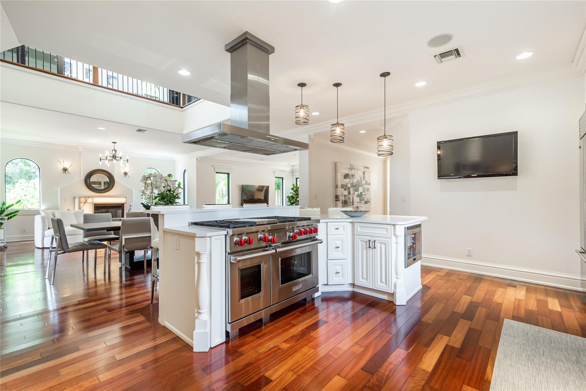 2415 Middle Riv Fort Lauderdale, FL 33305