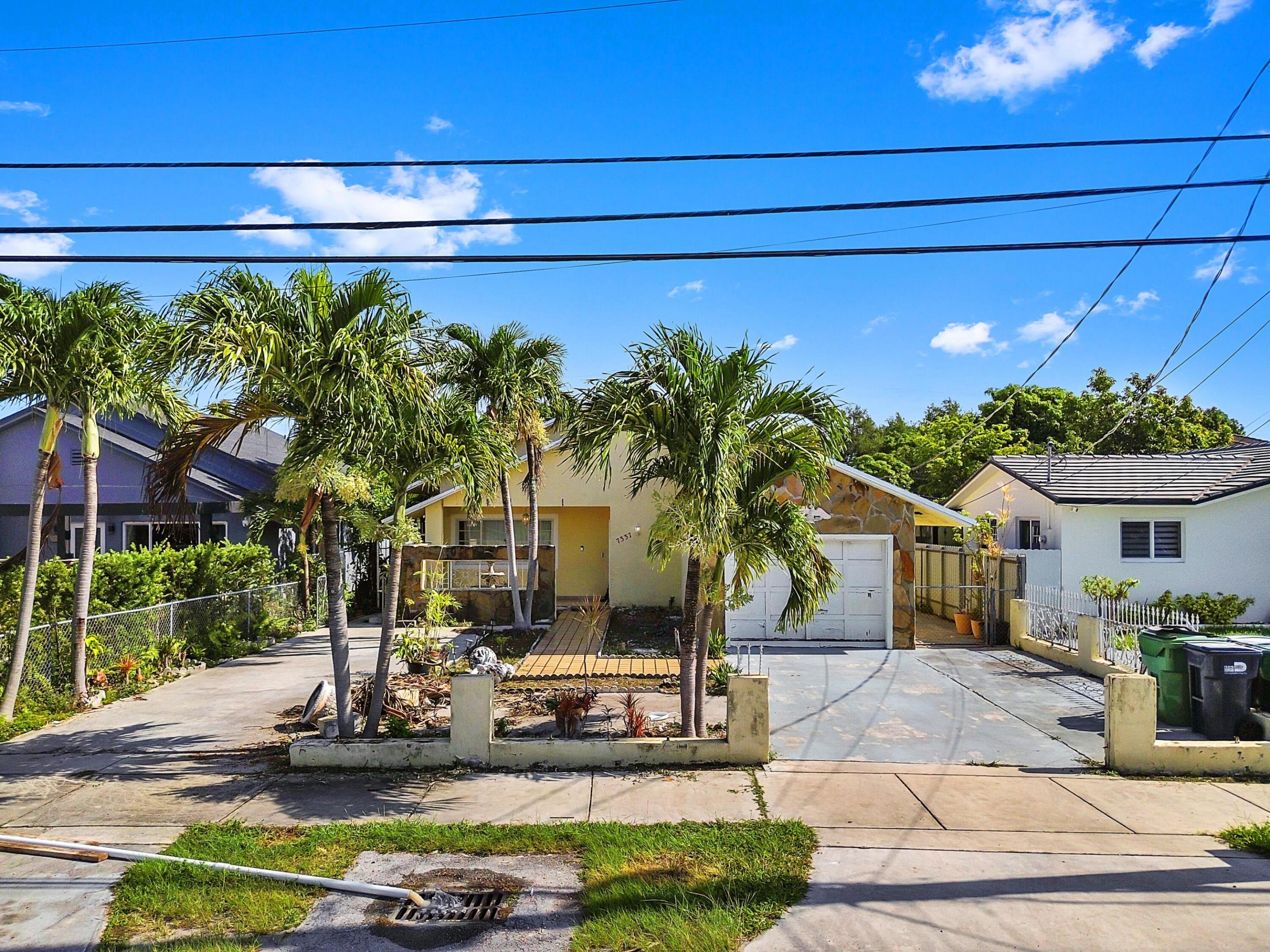 7337 SW 21st Miami, FL 33155