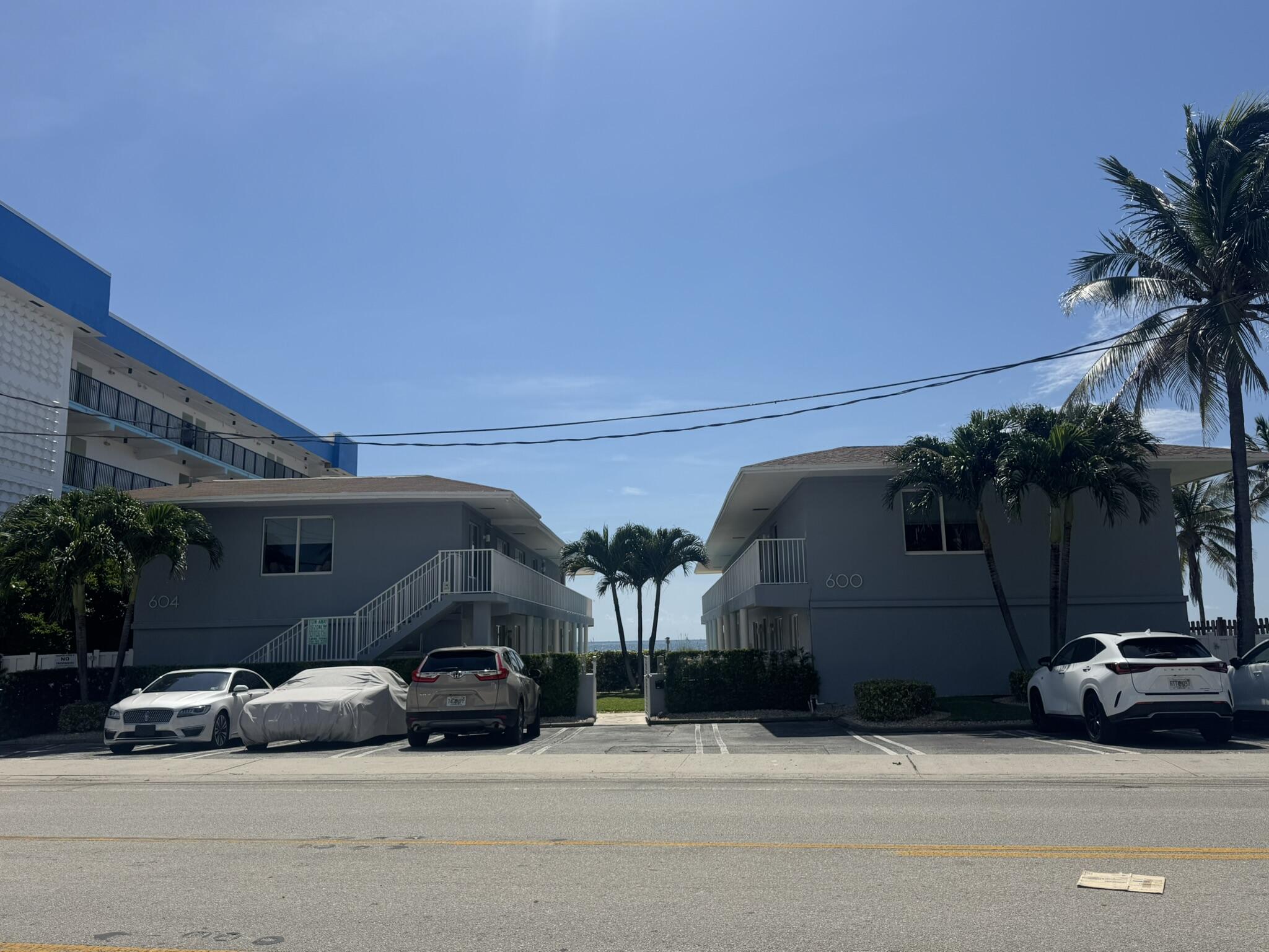 600 N Ocean #1a