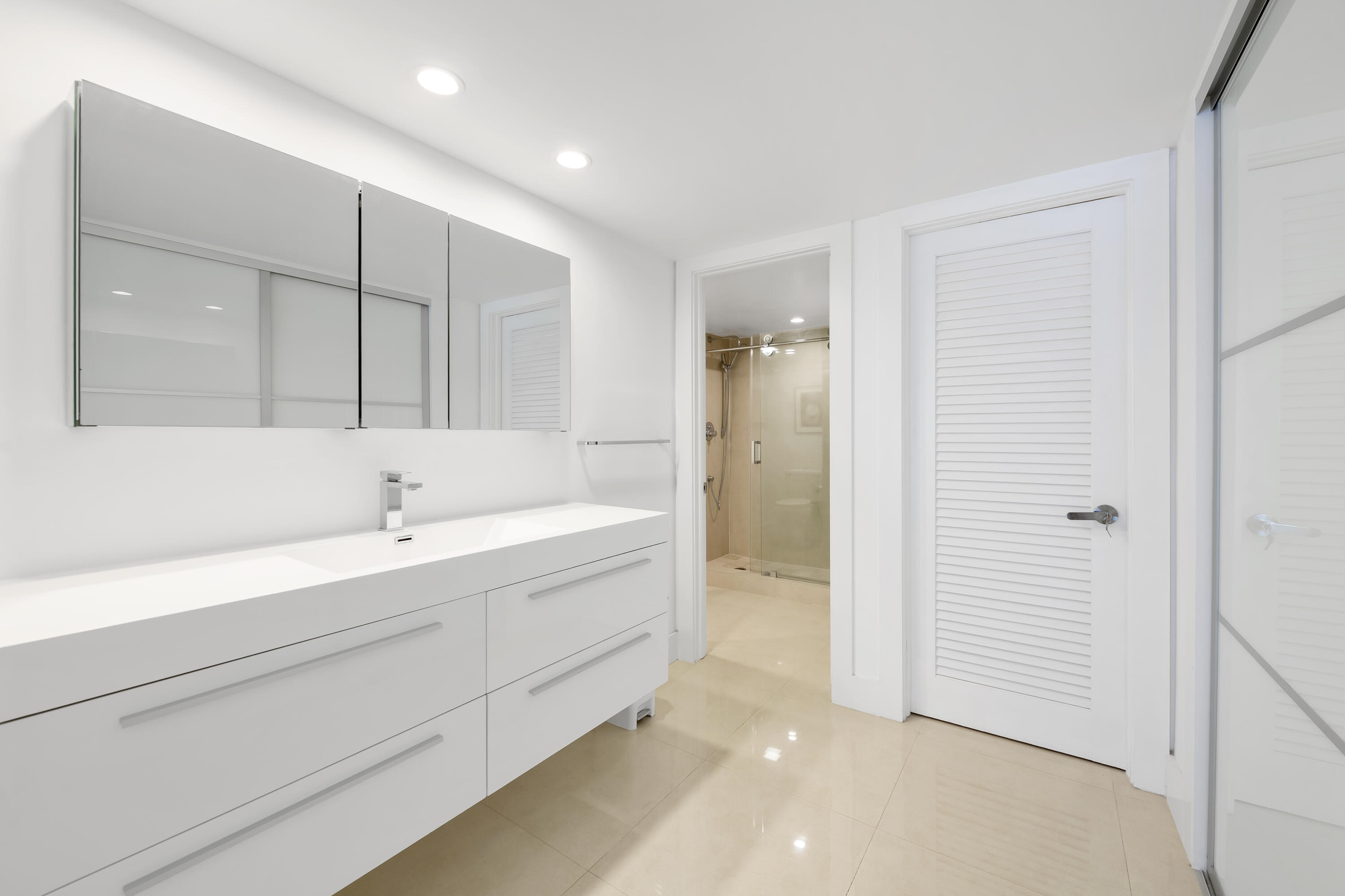 3750 Galt Ocean #706 Fort Lauderdale, FL 33308