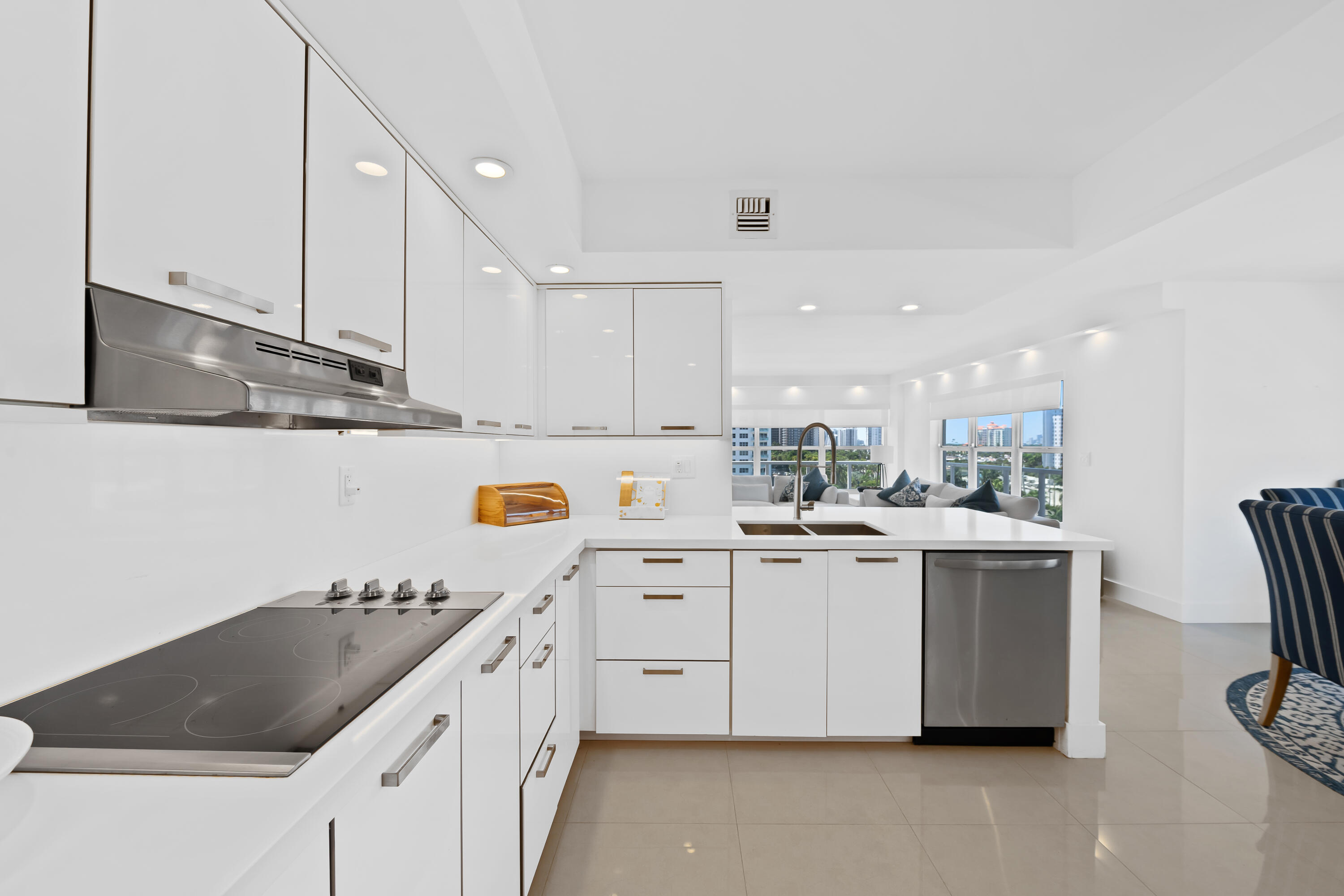 3750 Galt Ocean #706 Fort Lauderdale, FL 33308