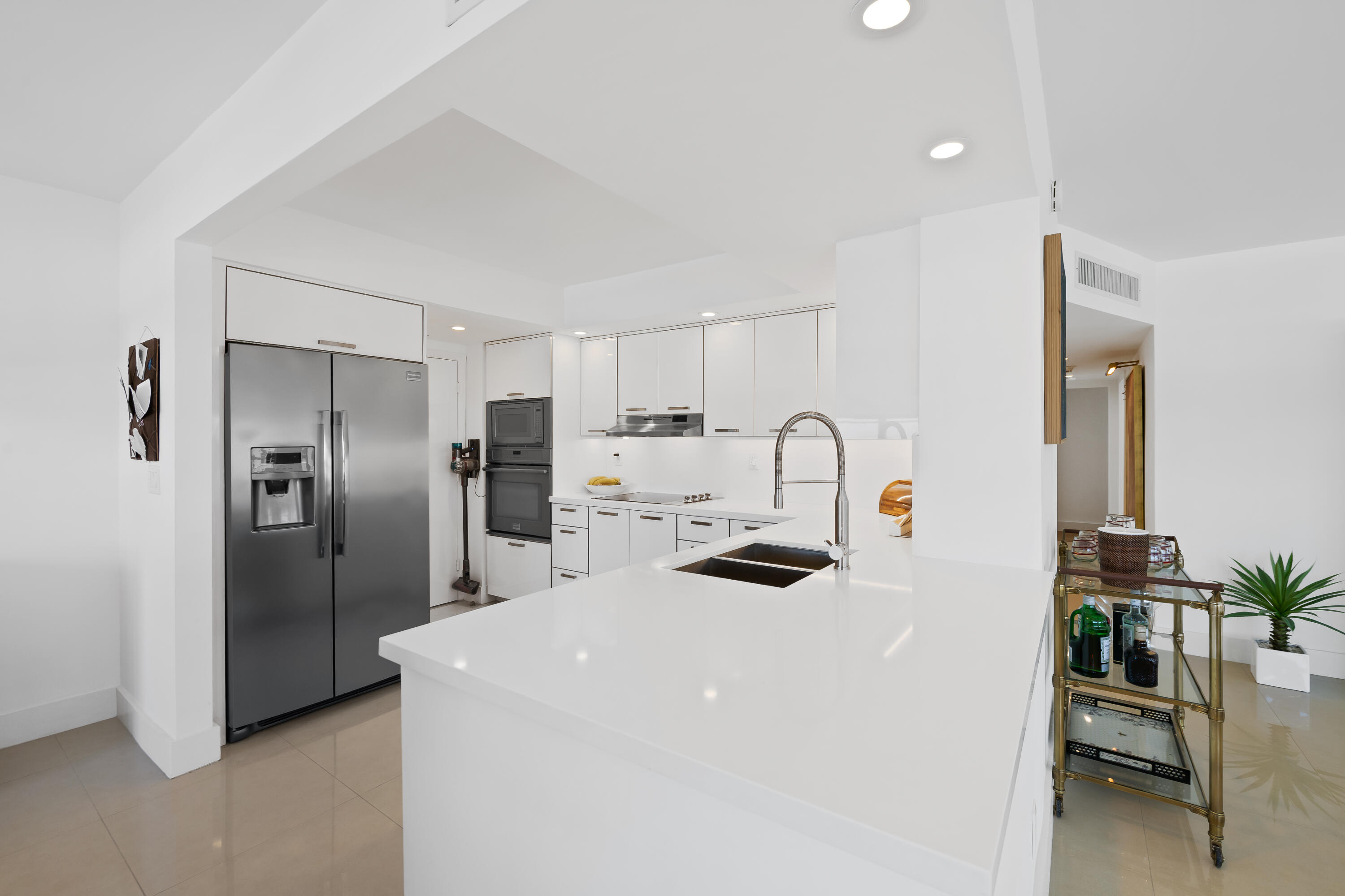 3750 Galt Ocean #706 Fort Lauderdale, FL 33308