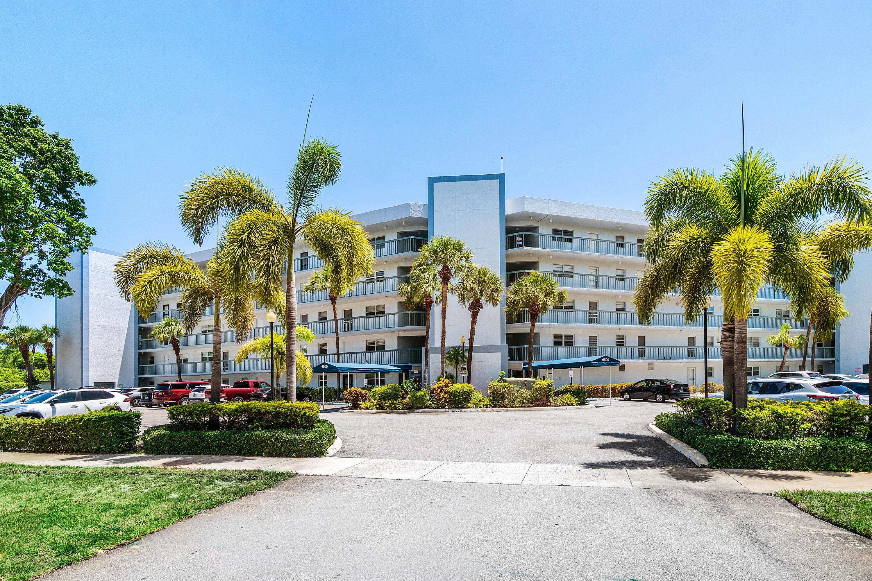 6500 NW 2nd Ave #513
