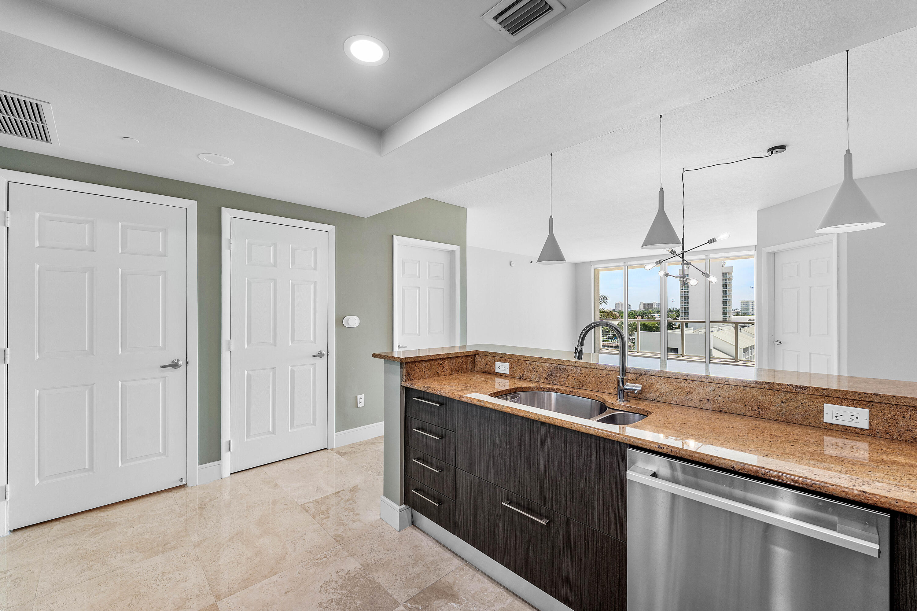 1819 SE 17th St #708 Fort Lauderdale, FL 33316