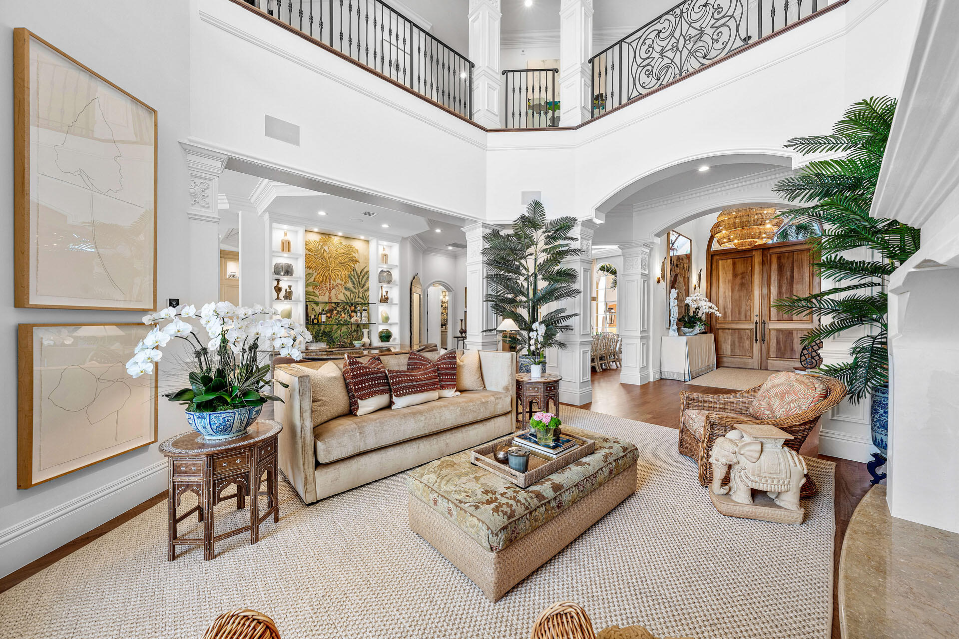 2055 Royal Palm Way Boca Raton, FL 33432