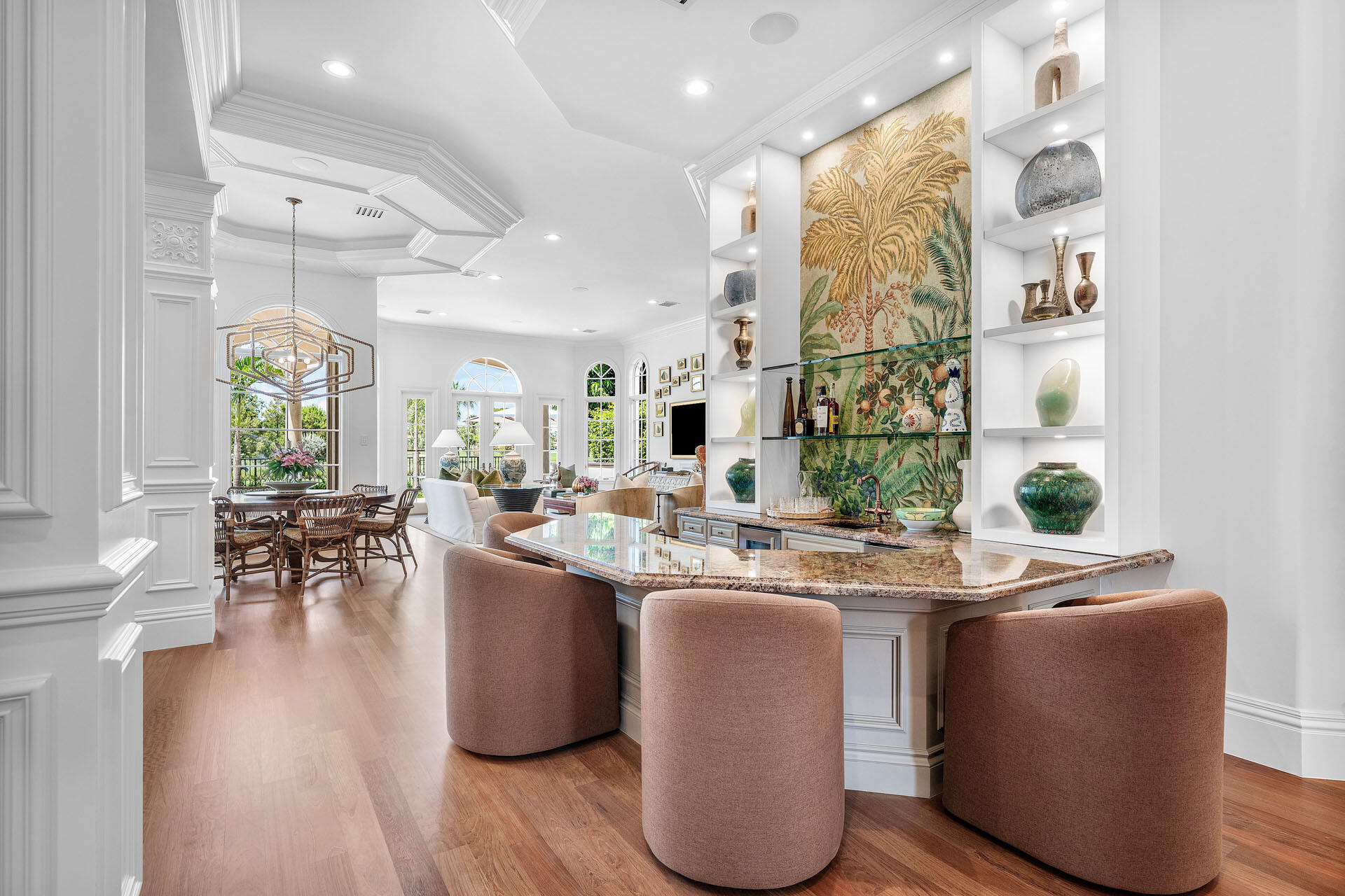 2055 Royal Palm Way Boca Raton, FL 33432