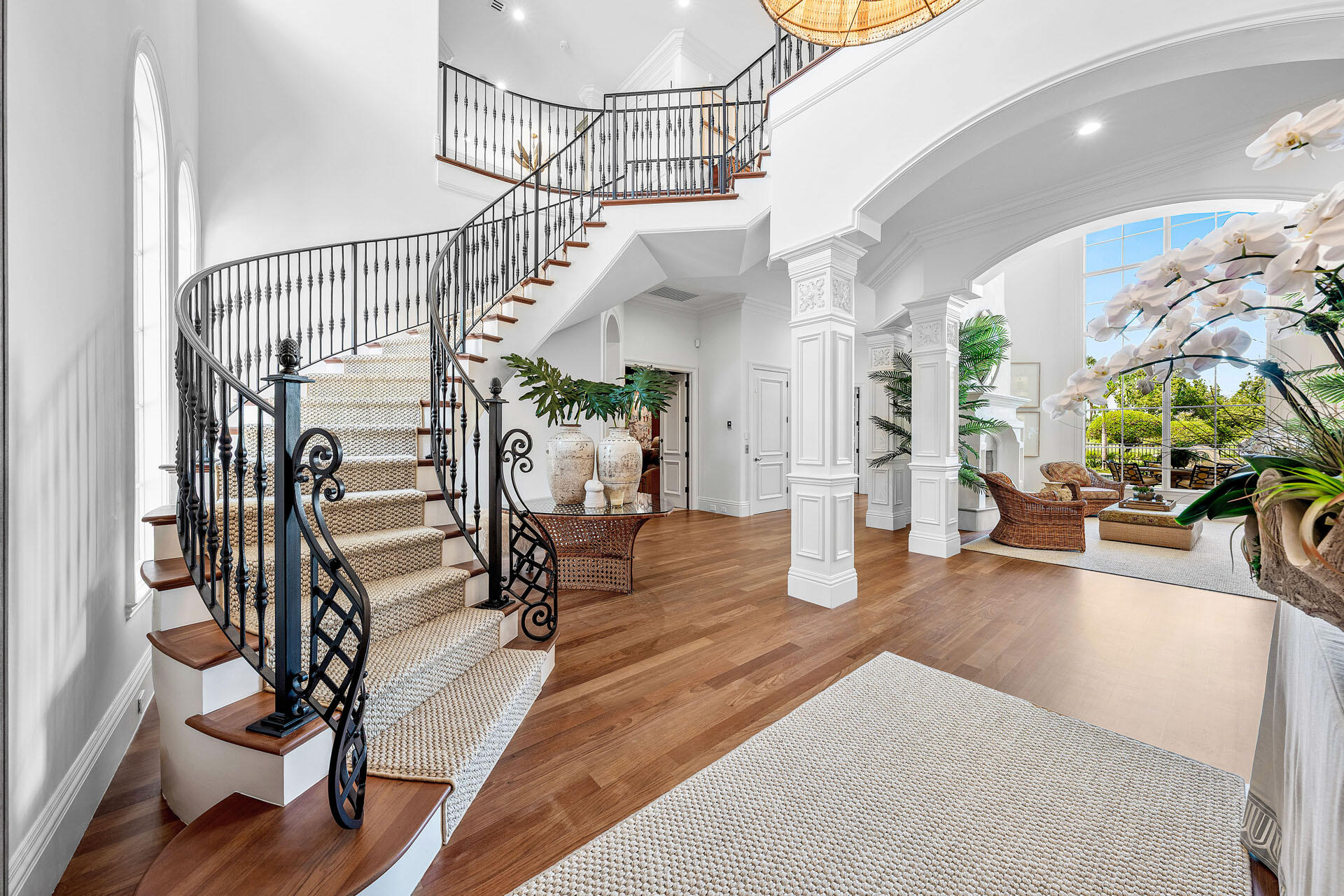 2055 Royal Palm Way Boca Raton, FL 33432
