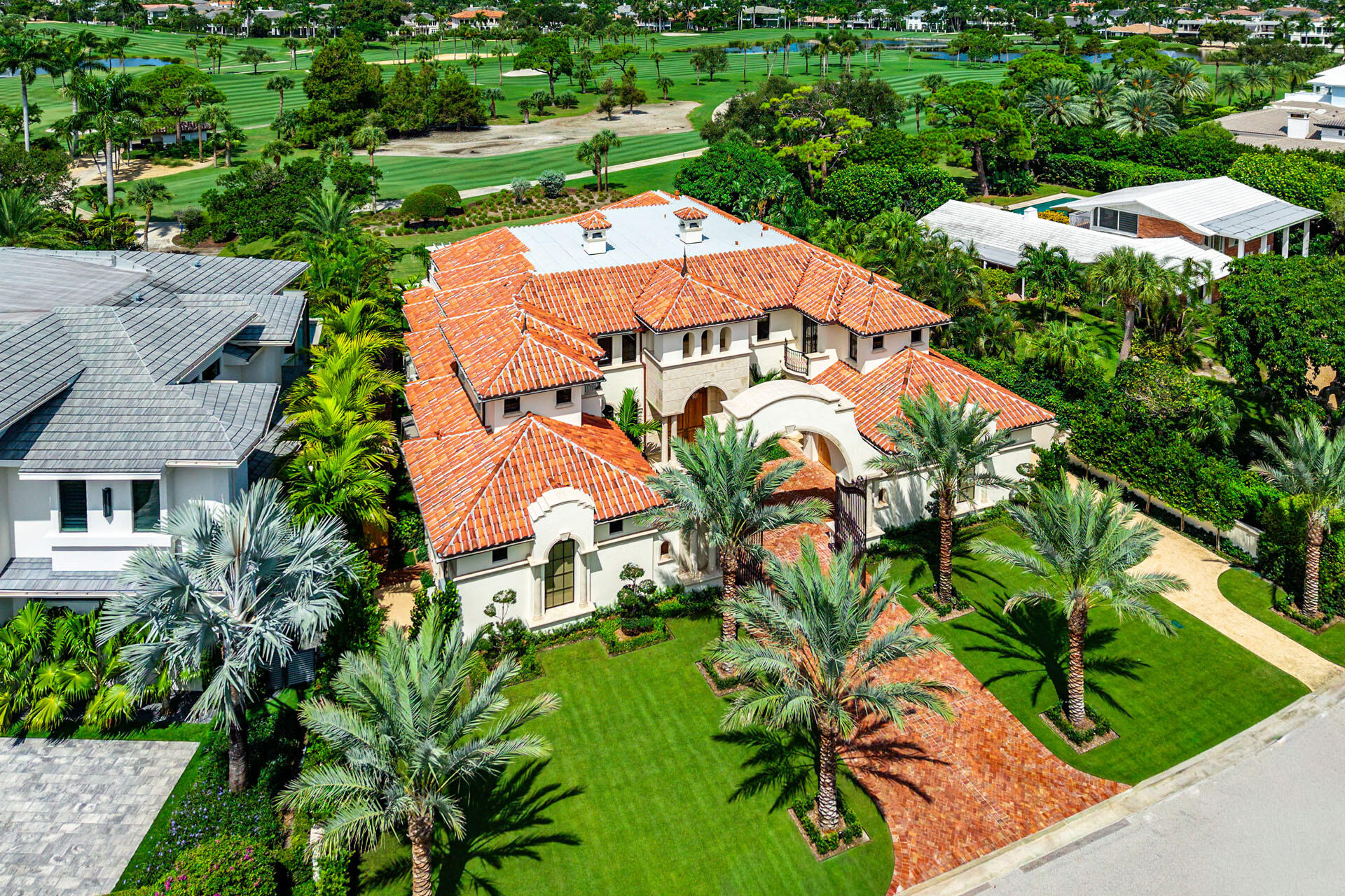 2055 Royal Palm Way Boca Raton, FL 33432