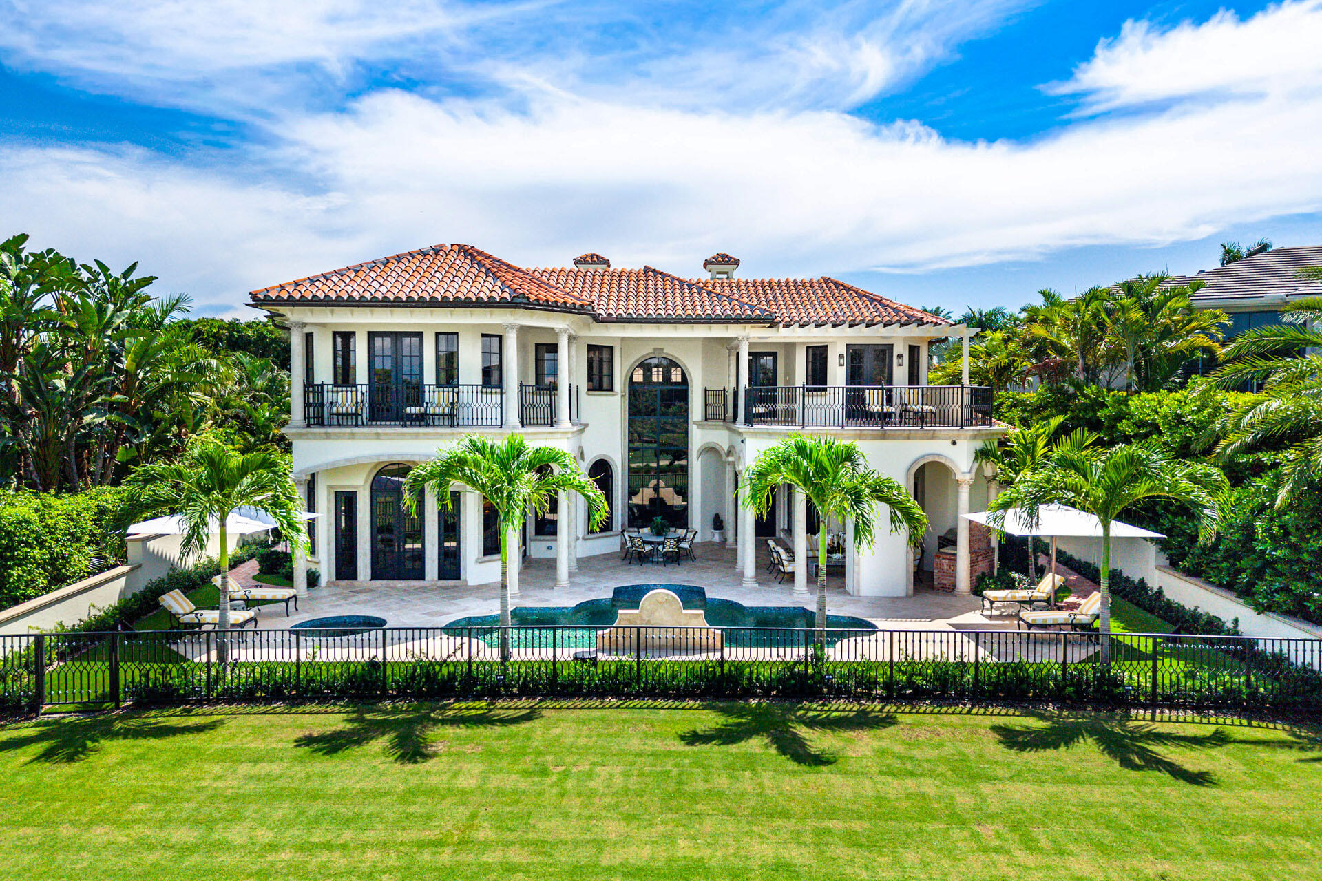 2055 Royal Palm Way Boca Raton, FL 33432