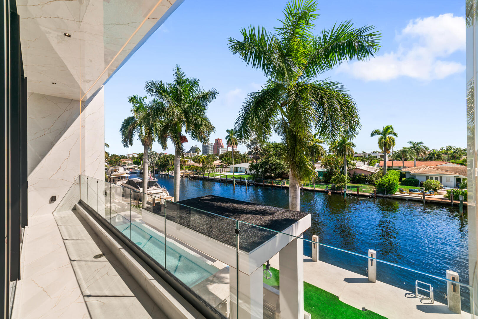 2856 NE 26th Pl Fort Lauderdale, FL 33306