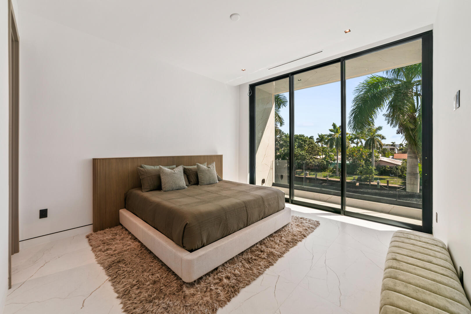 2856 NE 26th Pl Fort Lauderdale, FL 33306