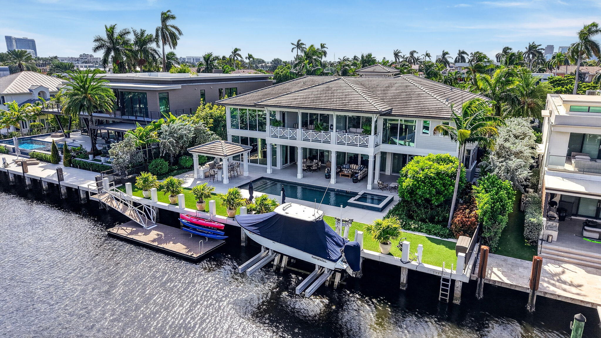 650 Isle Of Palms Dr