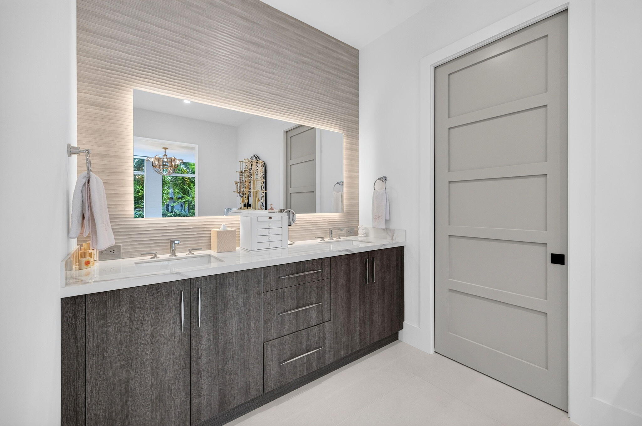 650 Isle Of Palms Dr Fort Lauderdale, FL 33301
