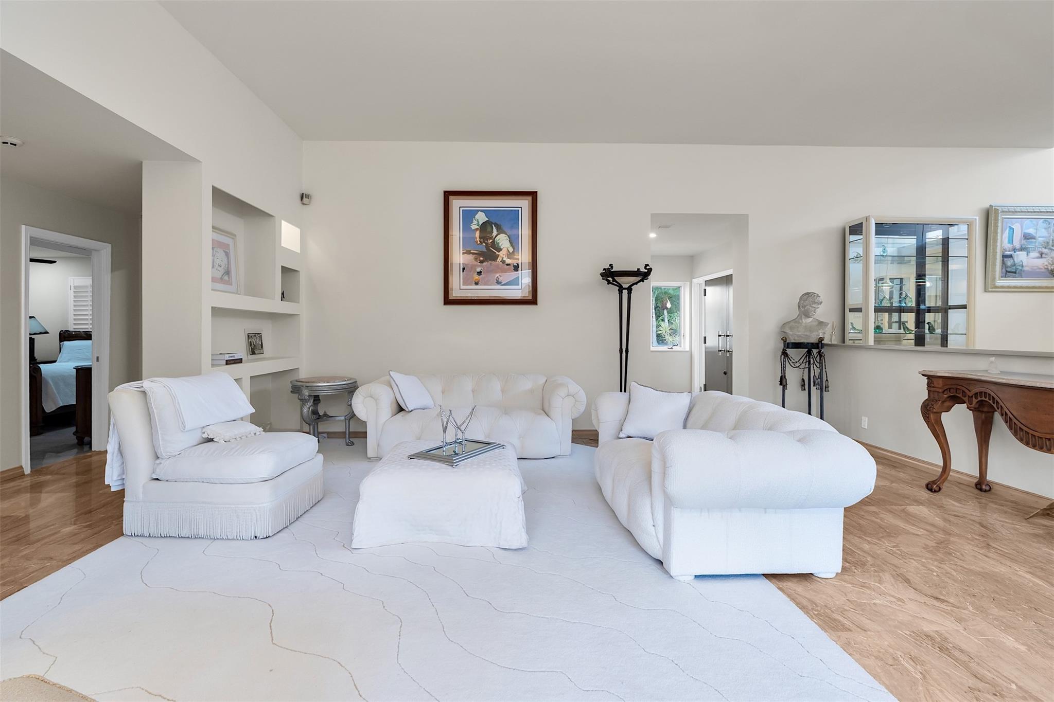 18 Nurmi Dr,Fort Lauderdale, FL 33301
