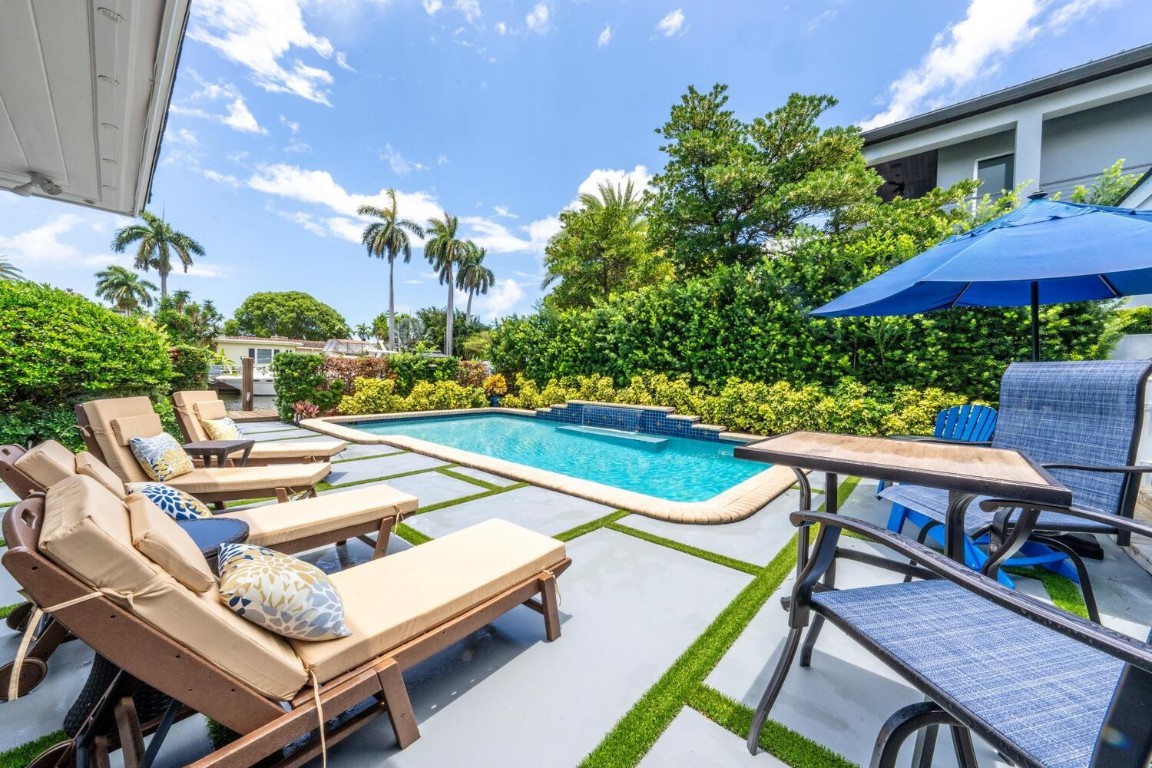 2319 Castilla Fort Lauderdale, FL 33301