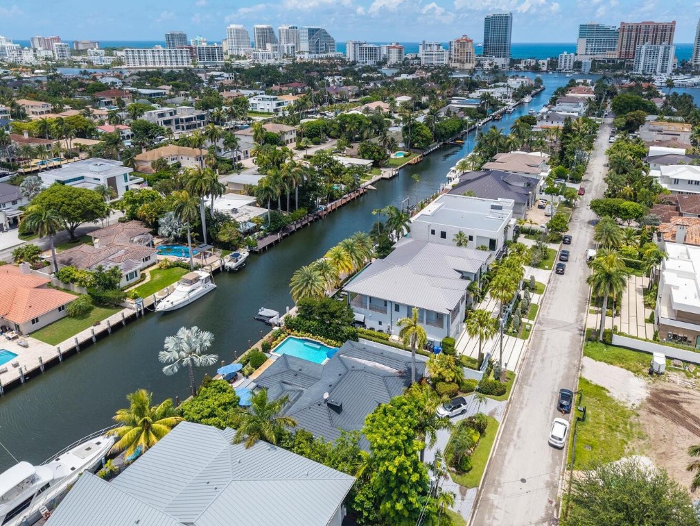 2319 Castilla Fort Lauderdale, FL 33301