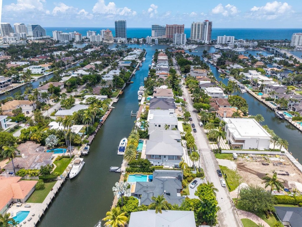 2319 Castilla Fort Lauderdale, FL 33301