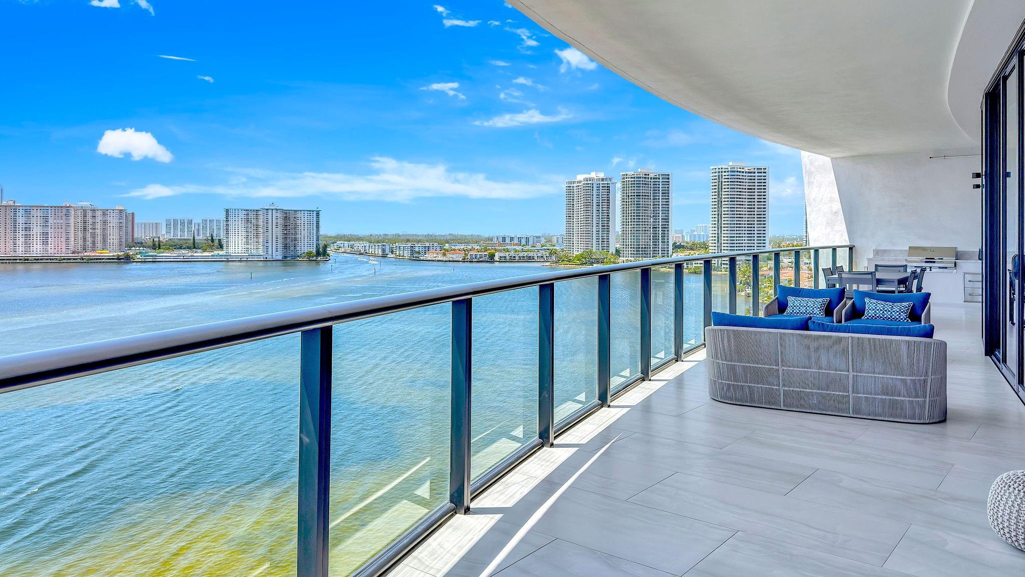 image Prive Island11