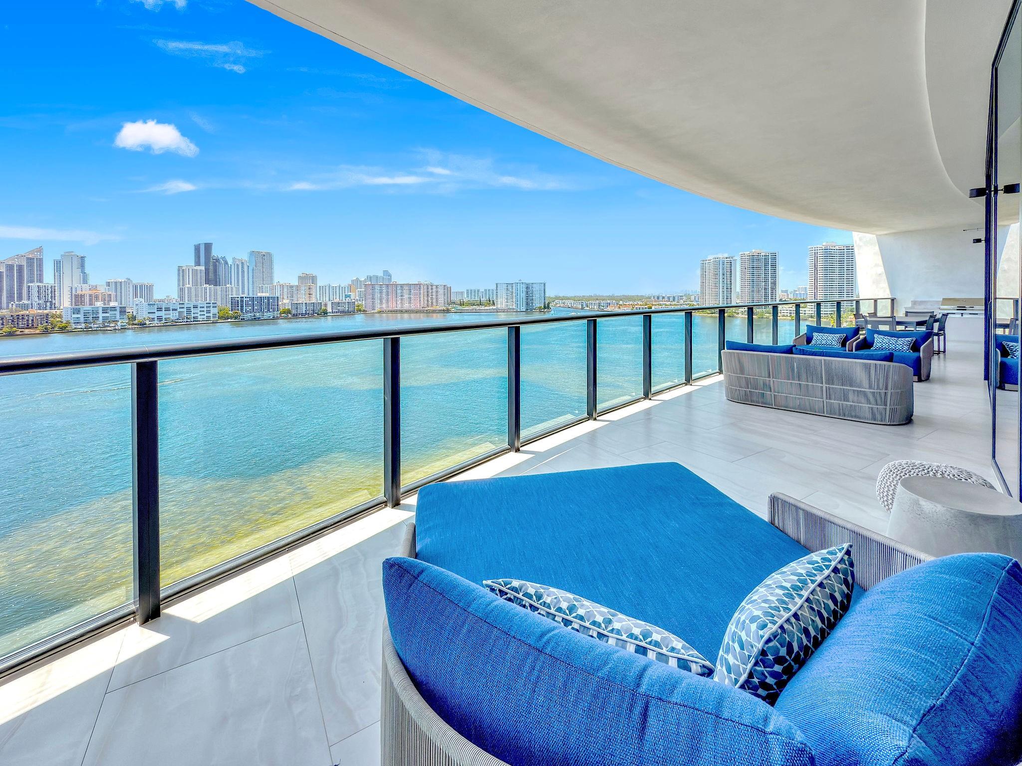 image Prive Island13