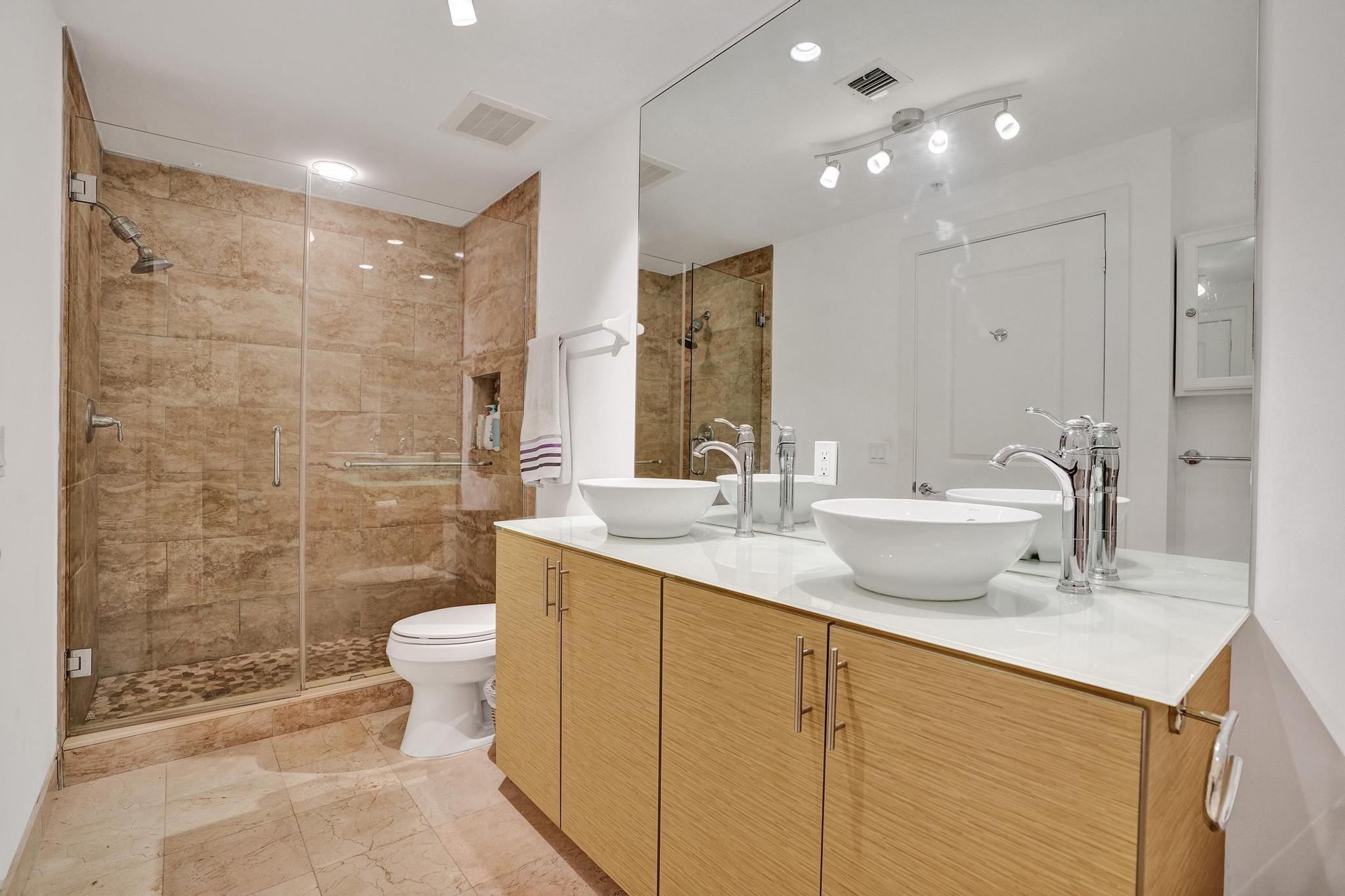 315 NE 3rd Ave #1201 Fort Lauderdale, FL 33301