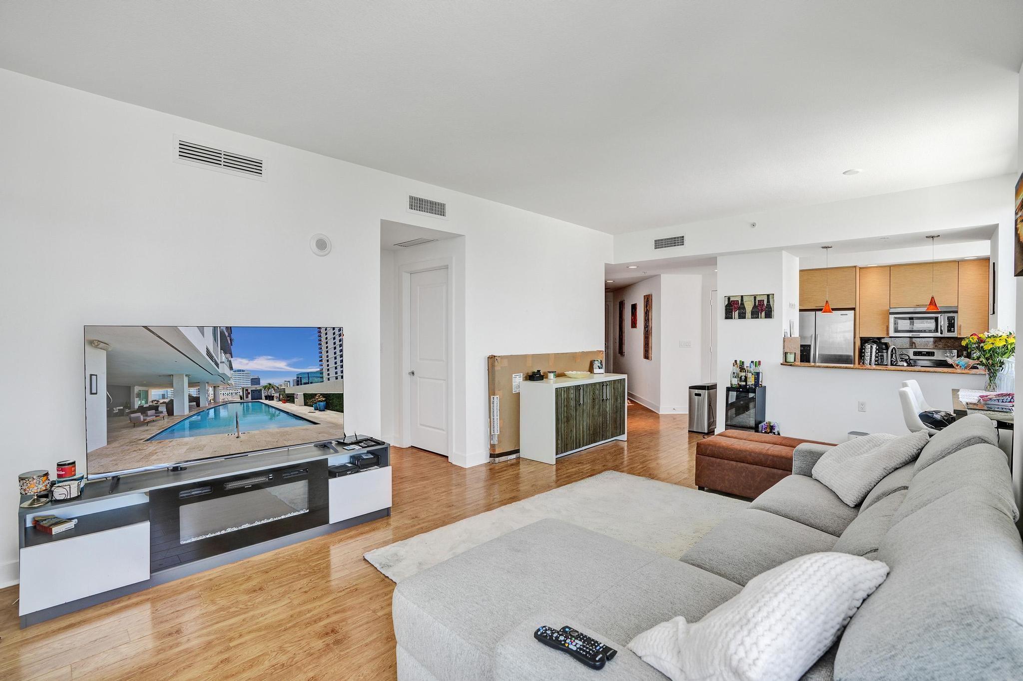 315 NE 3rd Ave #1201 Fort Lauderdale, FL 33301