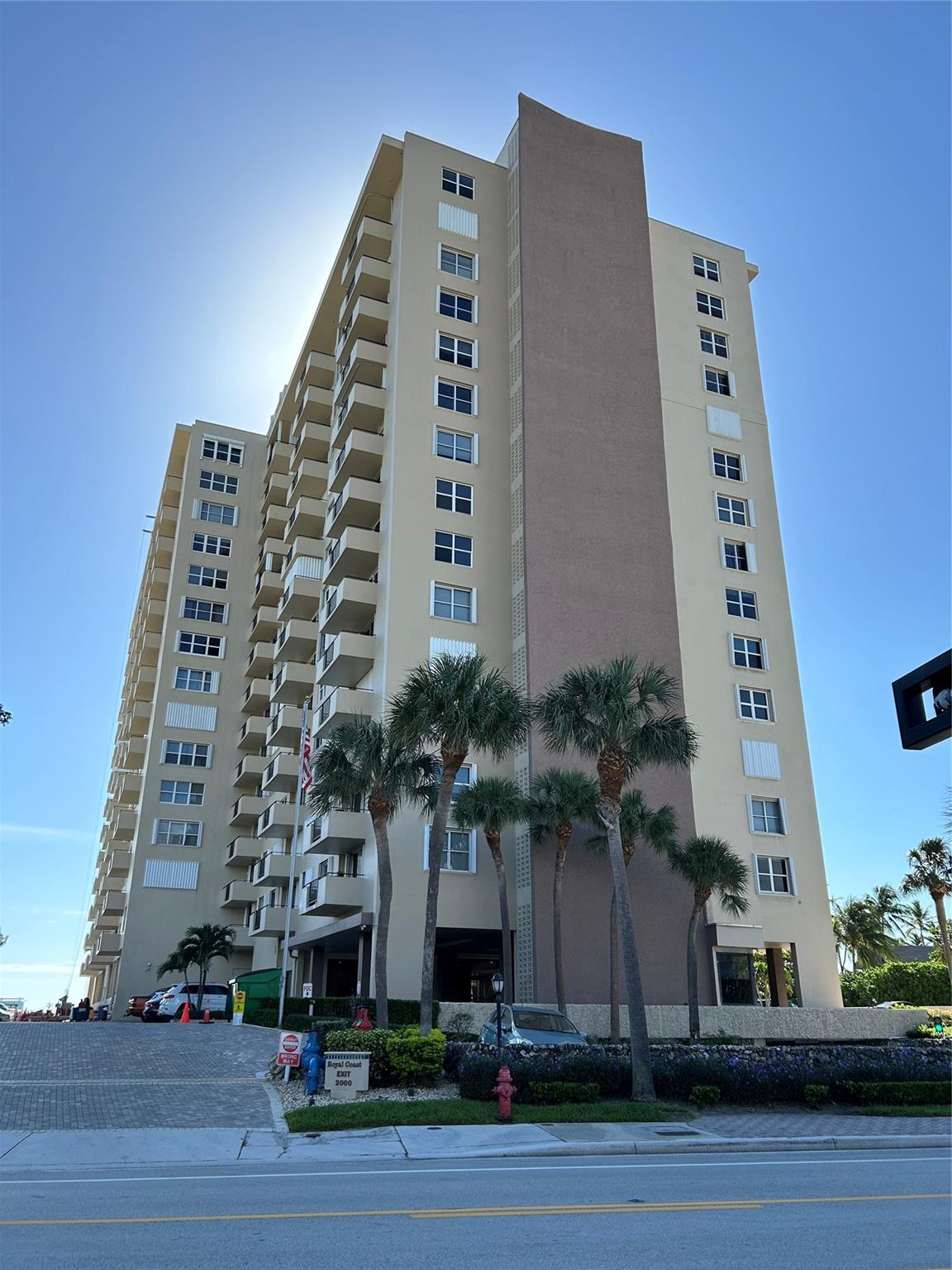 2000 S Ocean Blvd #9N