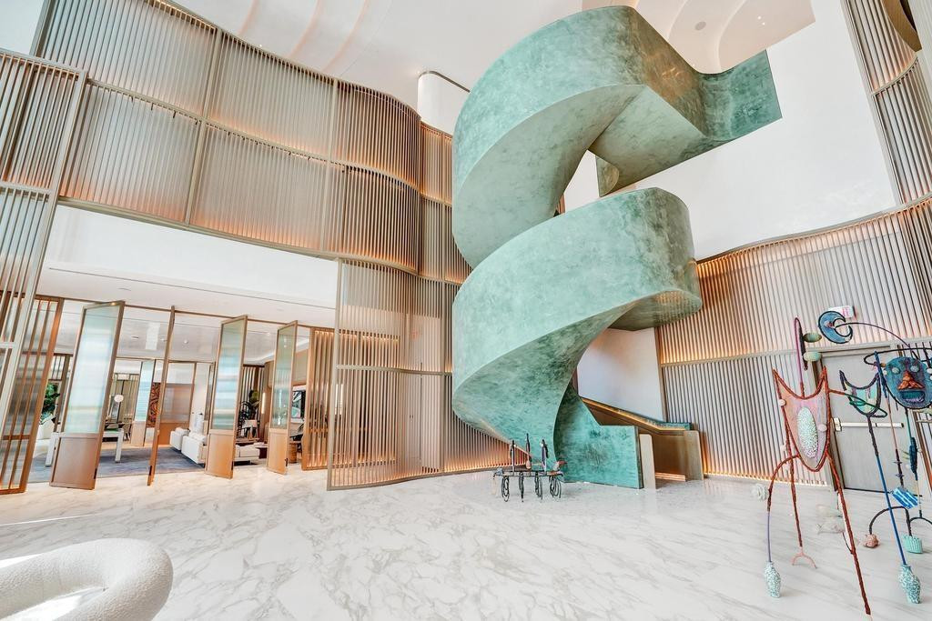 900 N Ocean #1405 Pompano Beach, FL 33062