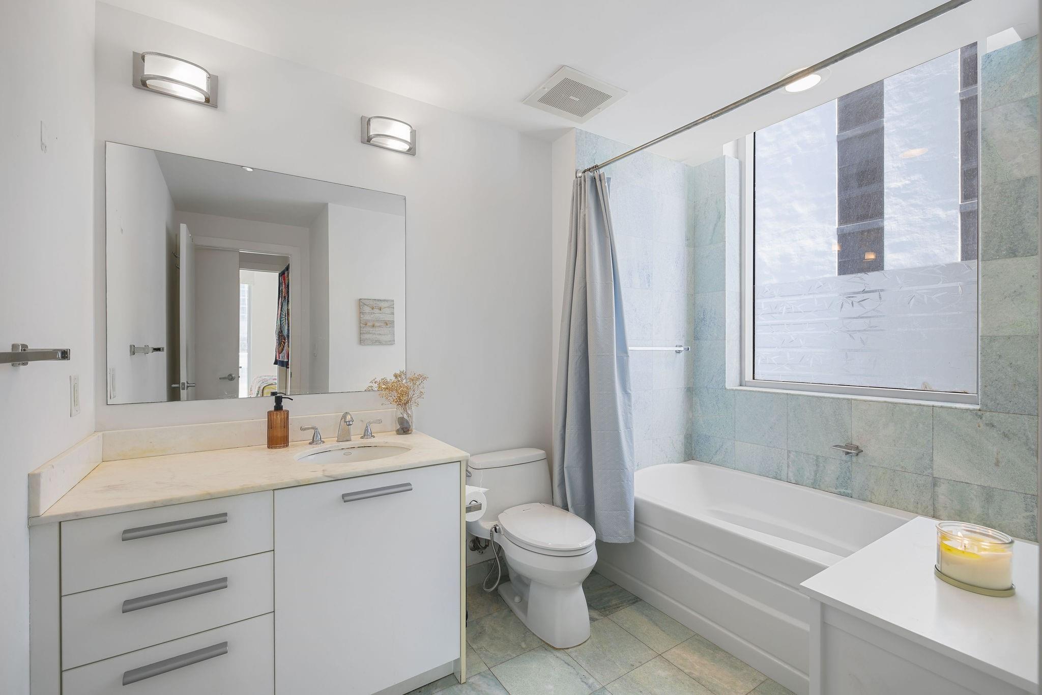 image 1060 Brickell Condo10