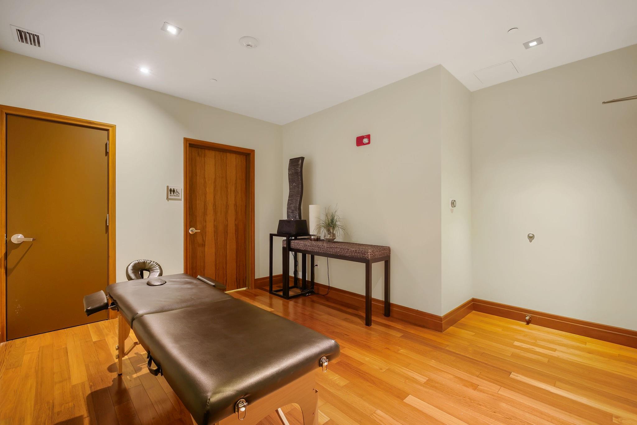 image 1060 Brickell Condo16