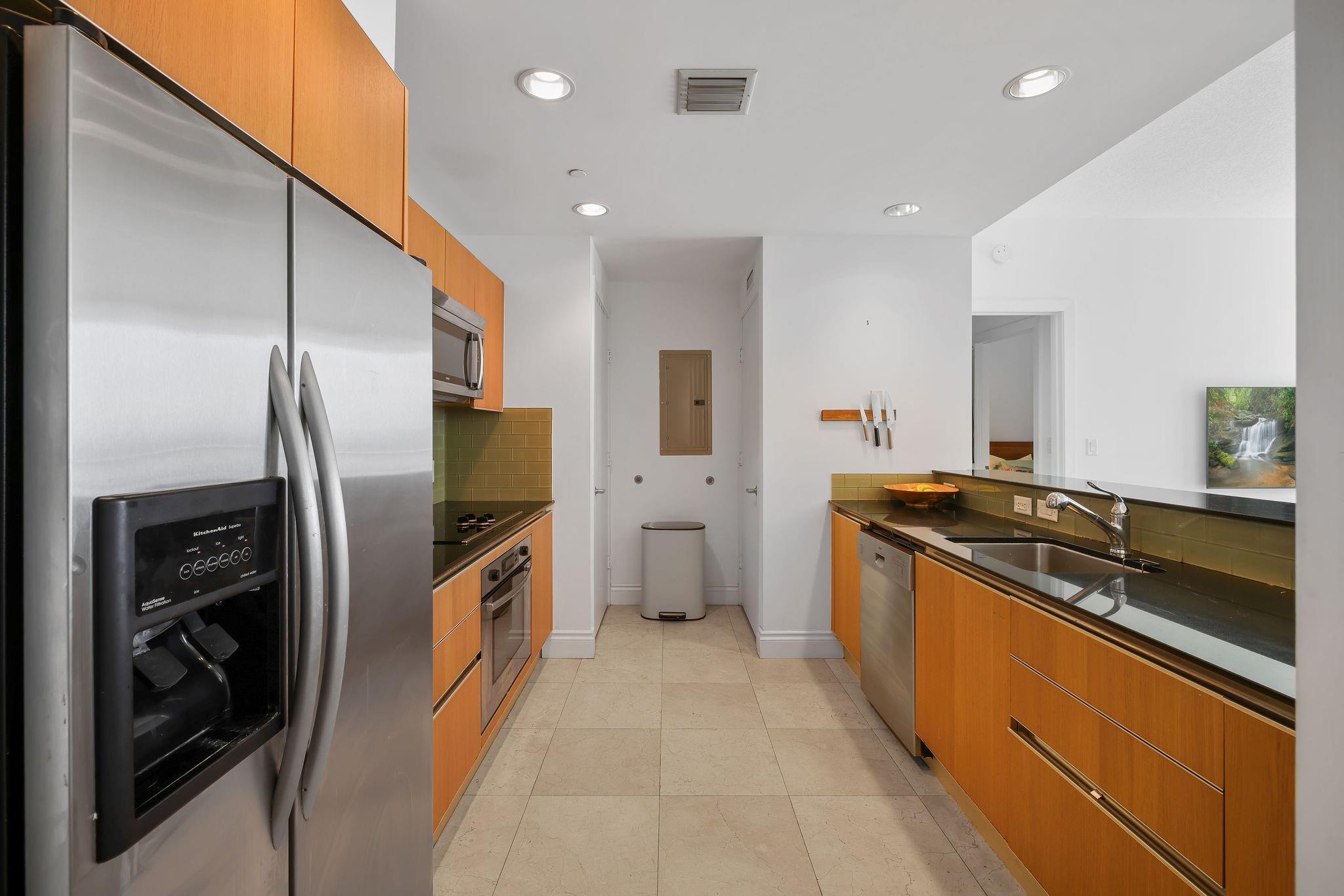 image 1060 Brickell Condo22