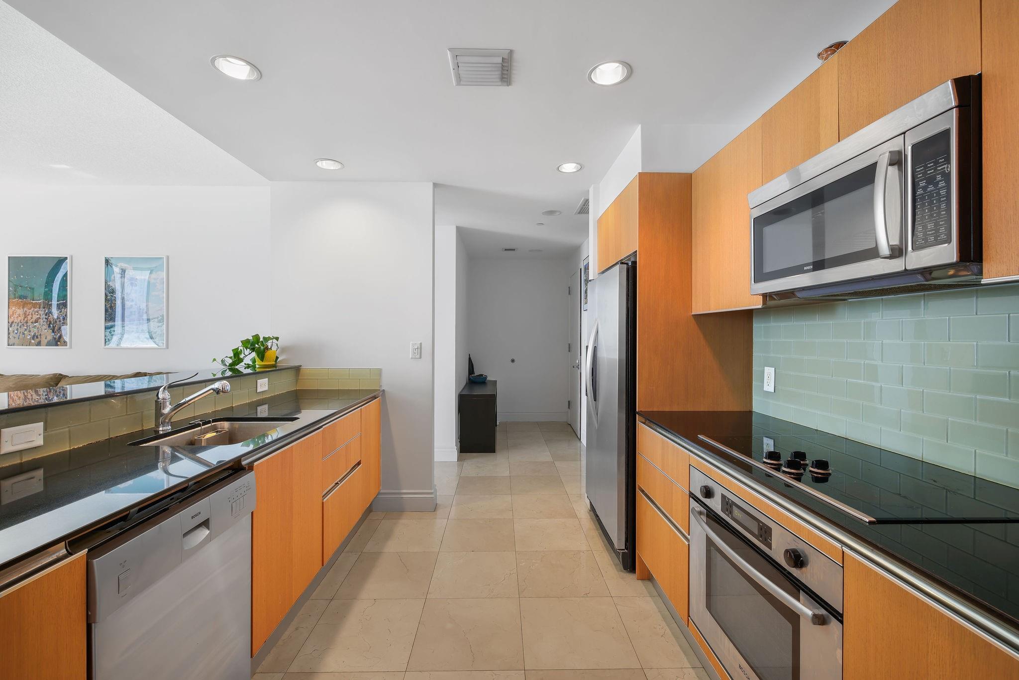 image 1060 Brickell Condo2