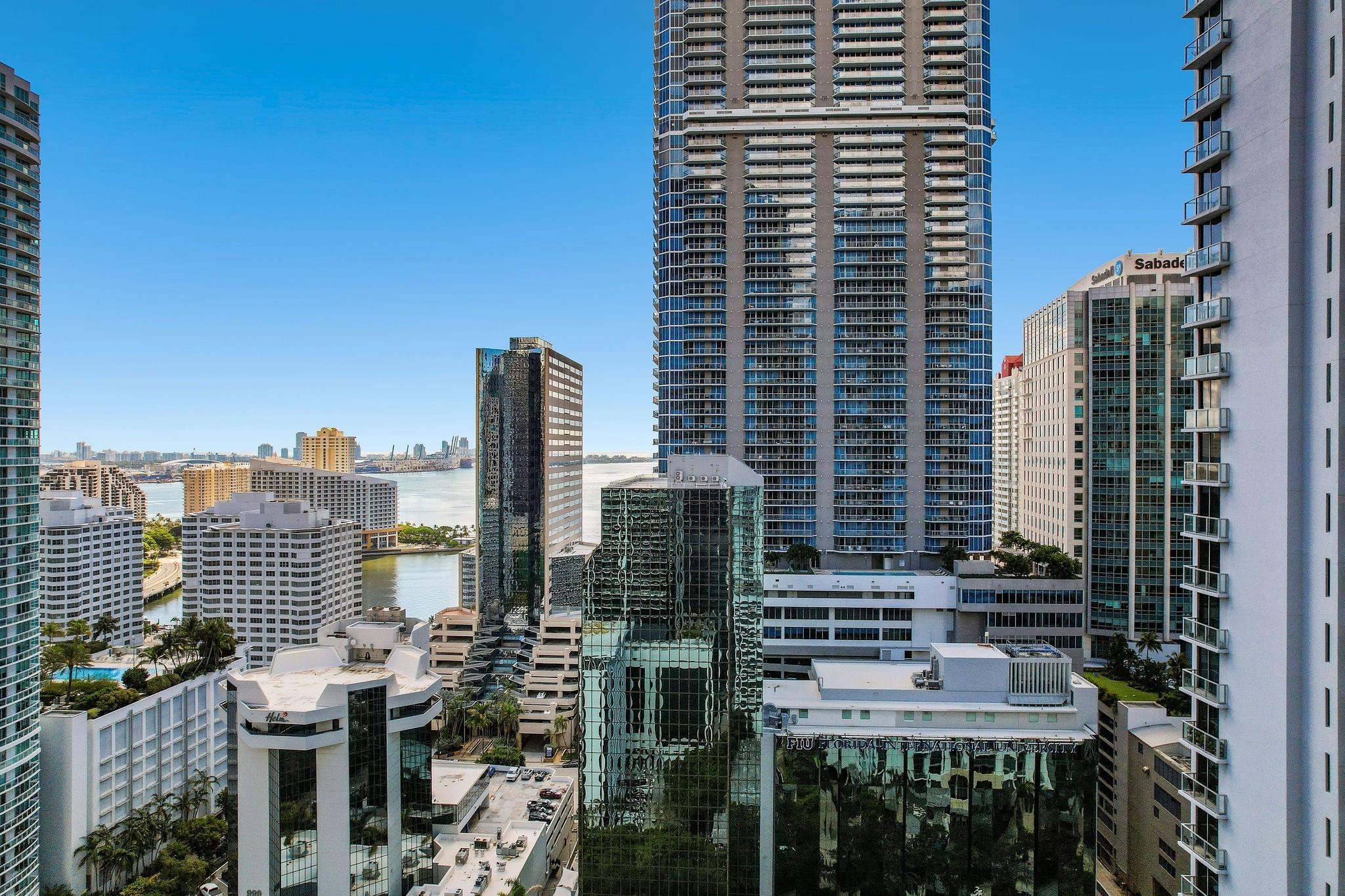image 1060 Brickell Condo30