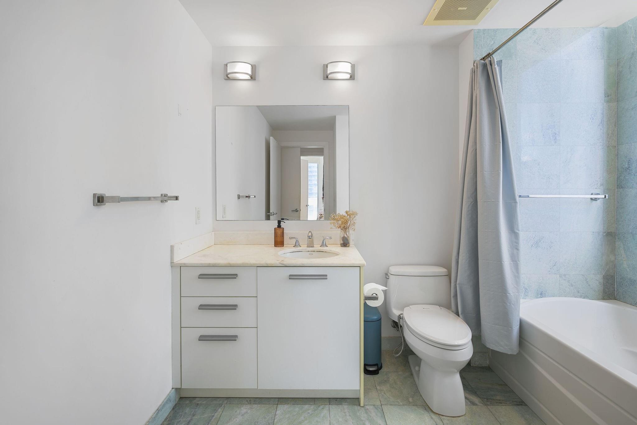 image 1060 Brickell Condo34