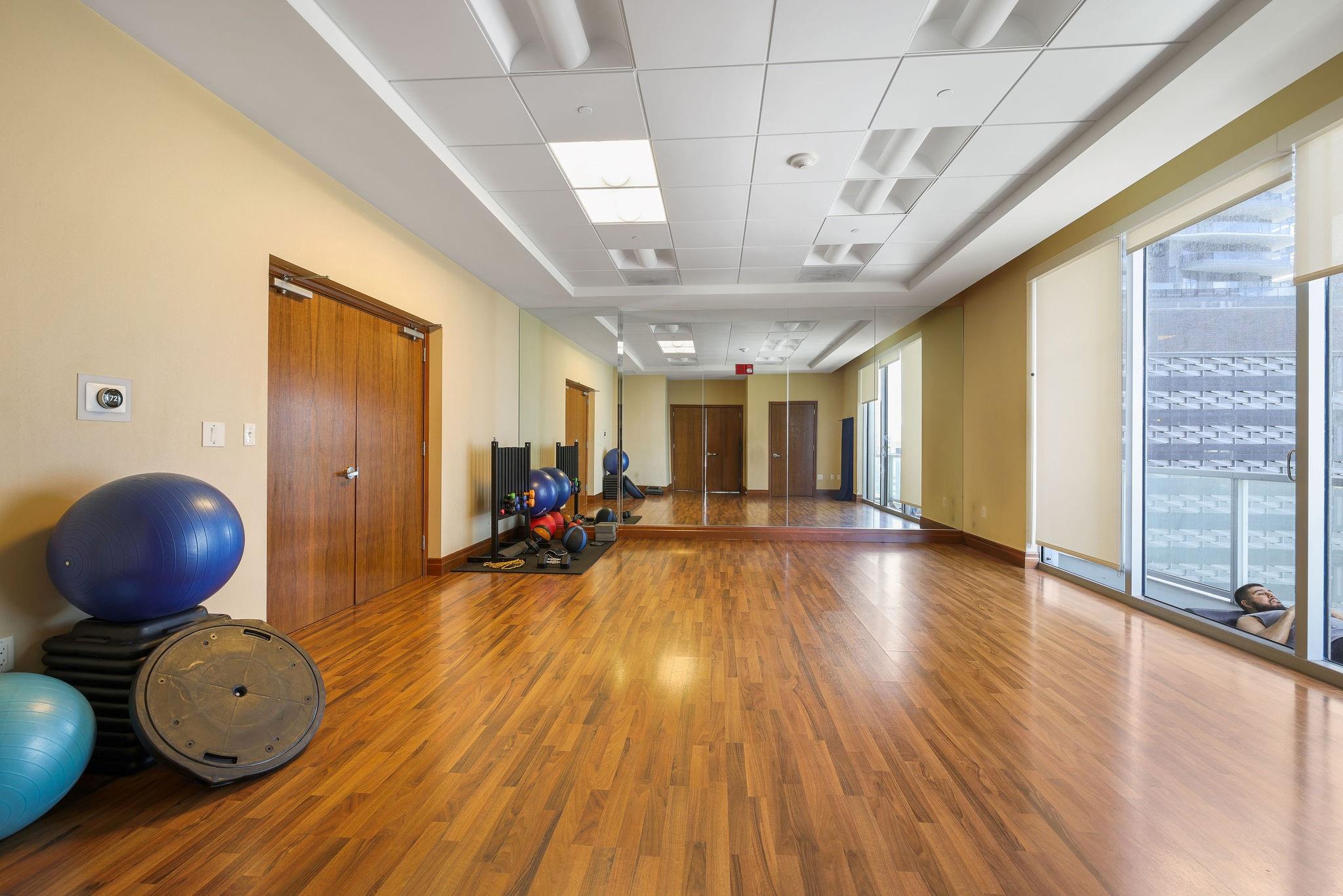 image 1060 Brickell Condo38