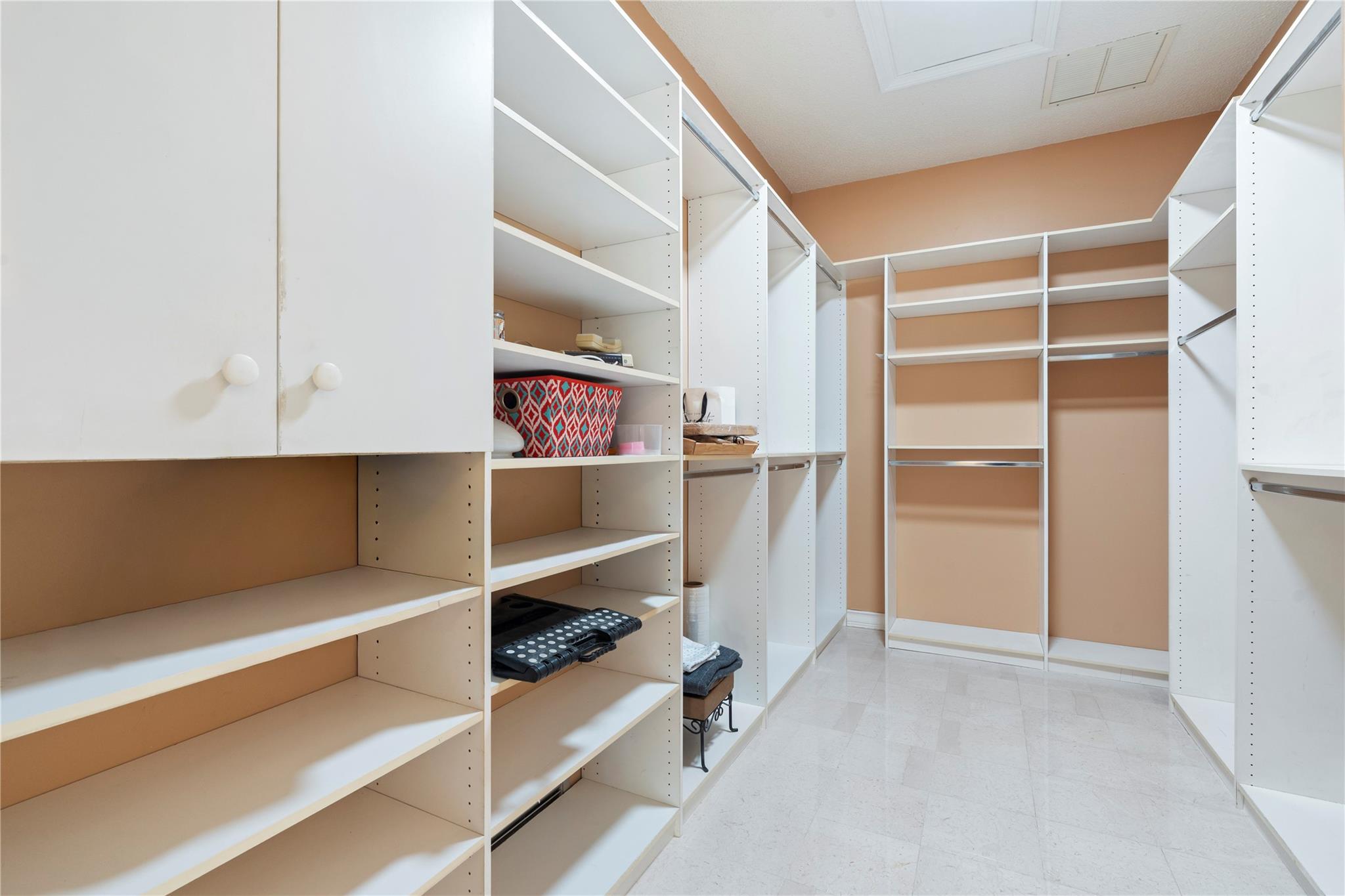 8235 NW 164th St Miami Lakes, FL 33016