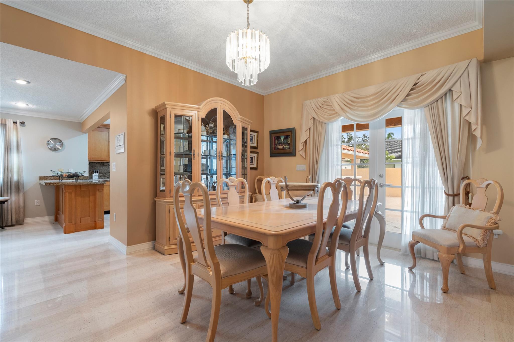 8235 NW 164th St Miami Lakes, FL 33016