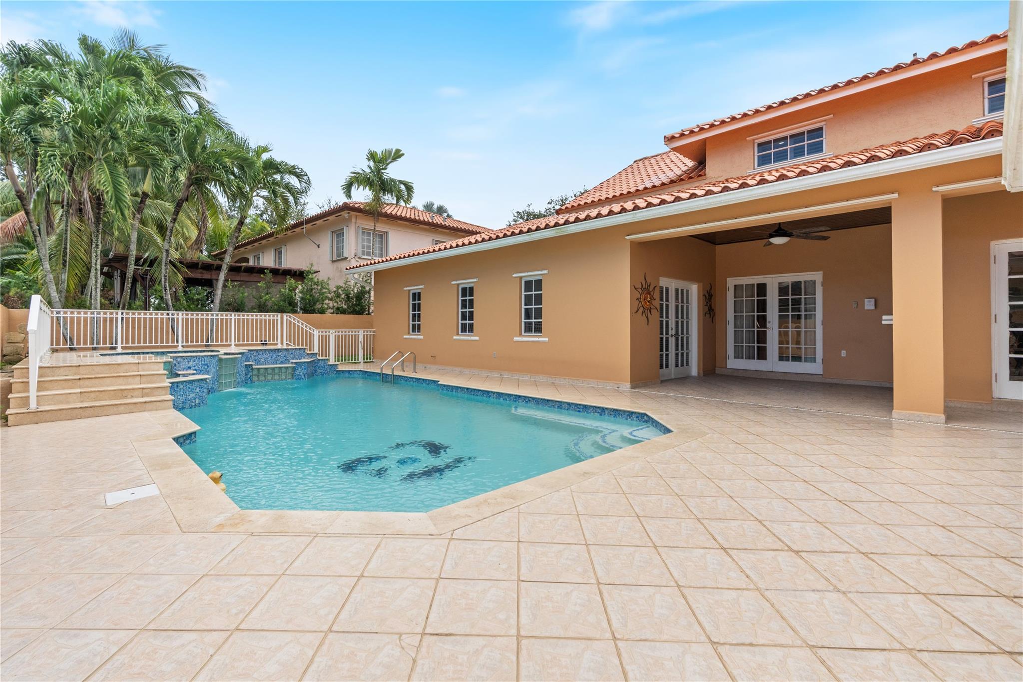 8235 NW 164th St Miami Lakes, FL 33016